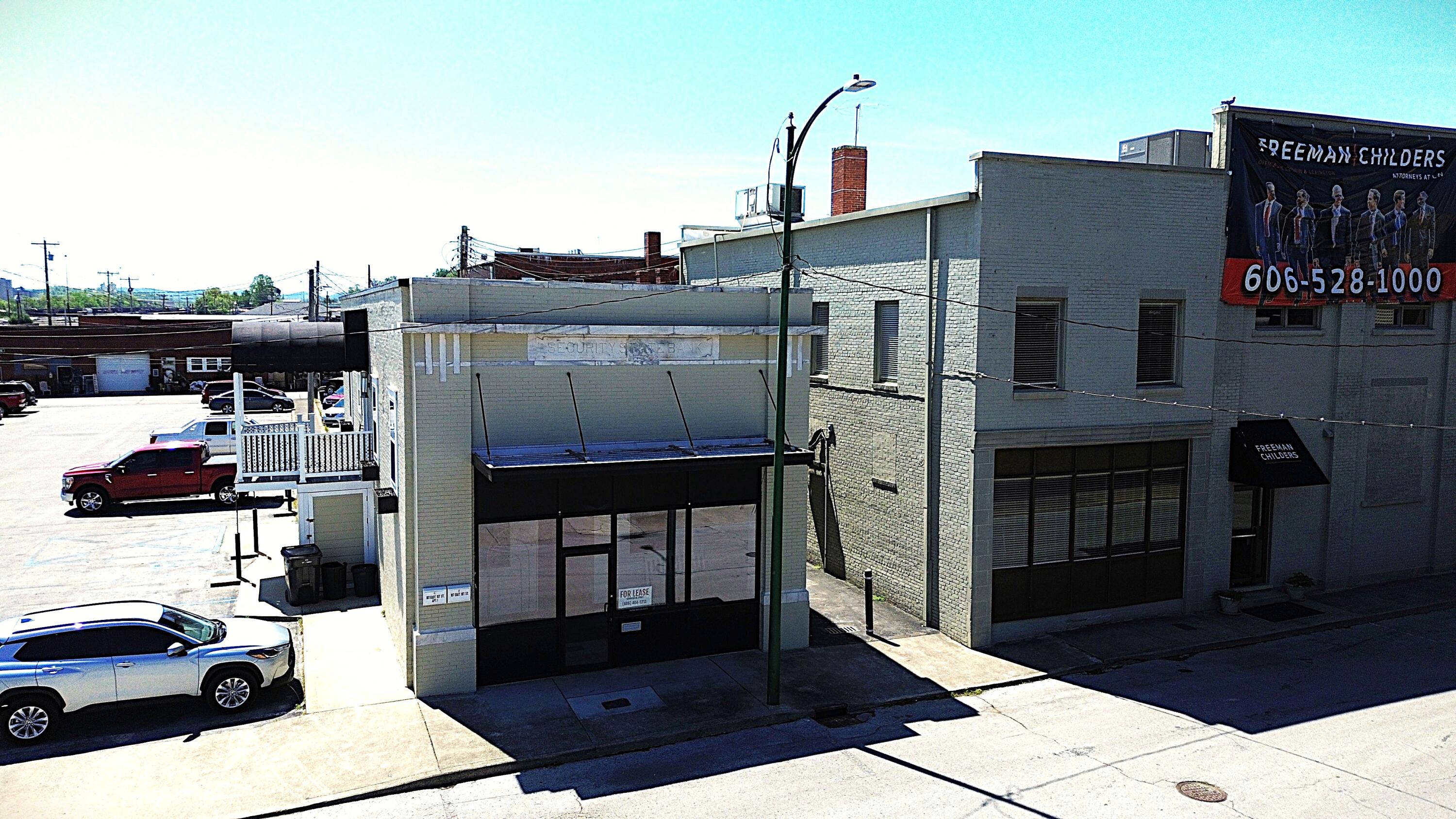107 E 1st Street Property Photo 1