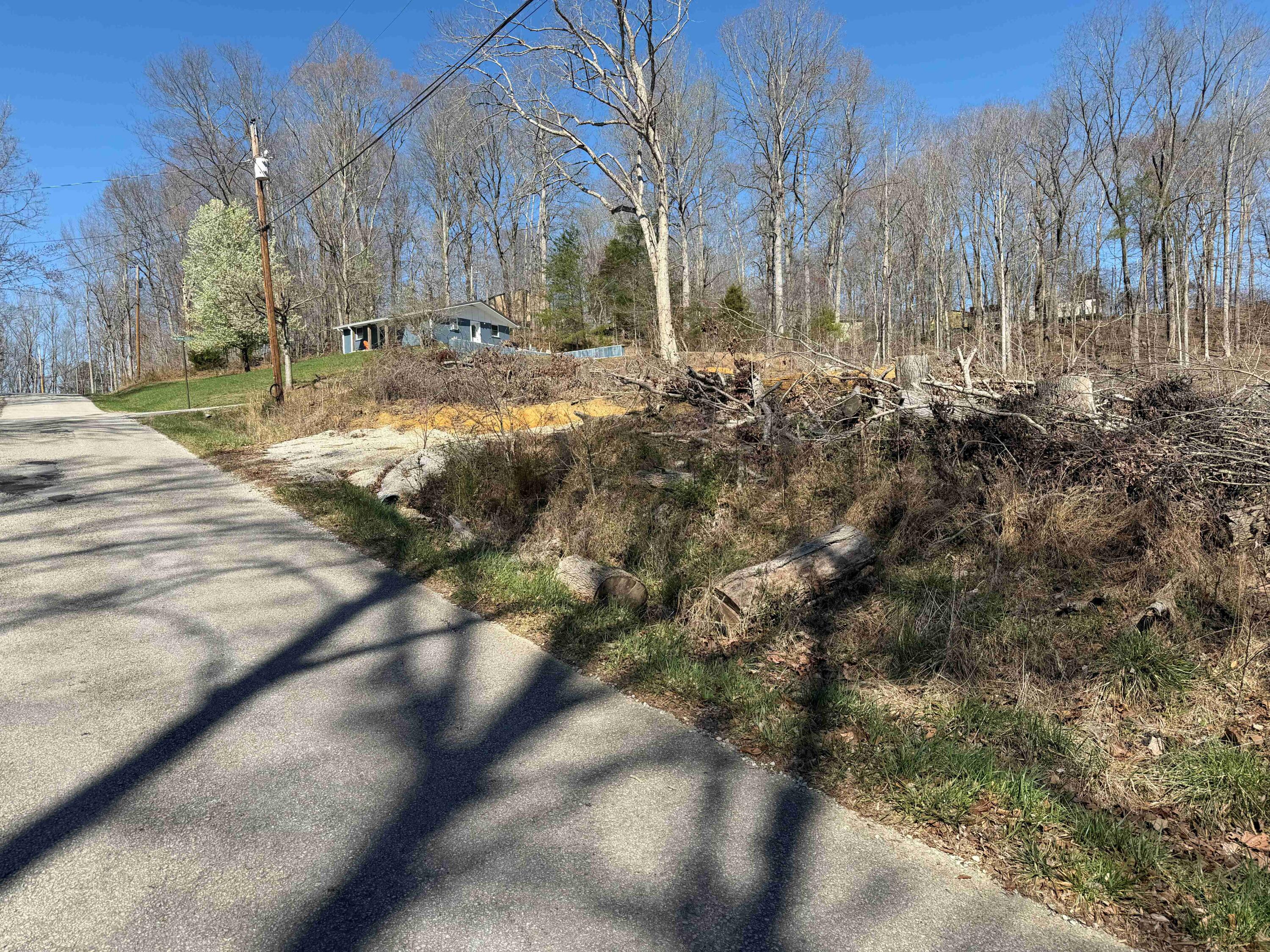 201 Hill Drive Property Photo 3