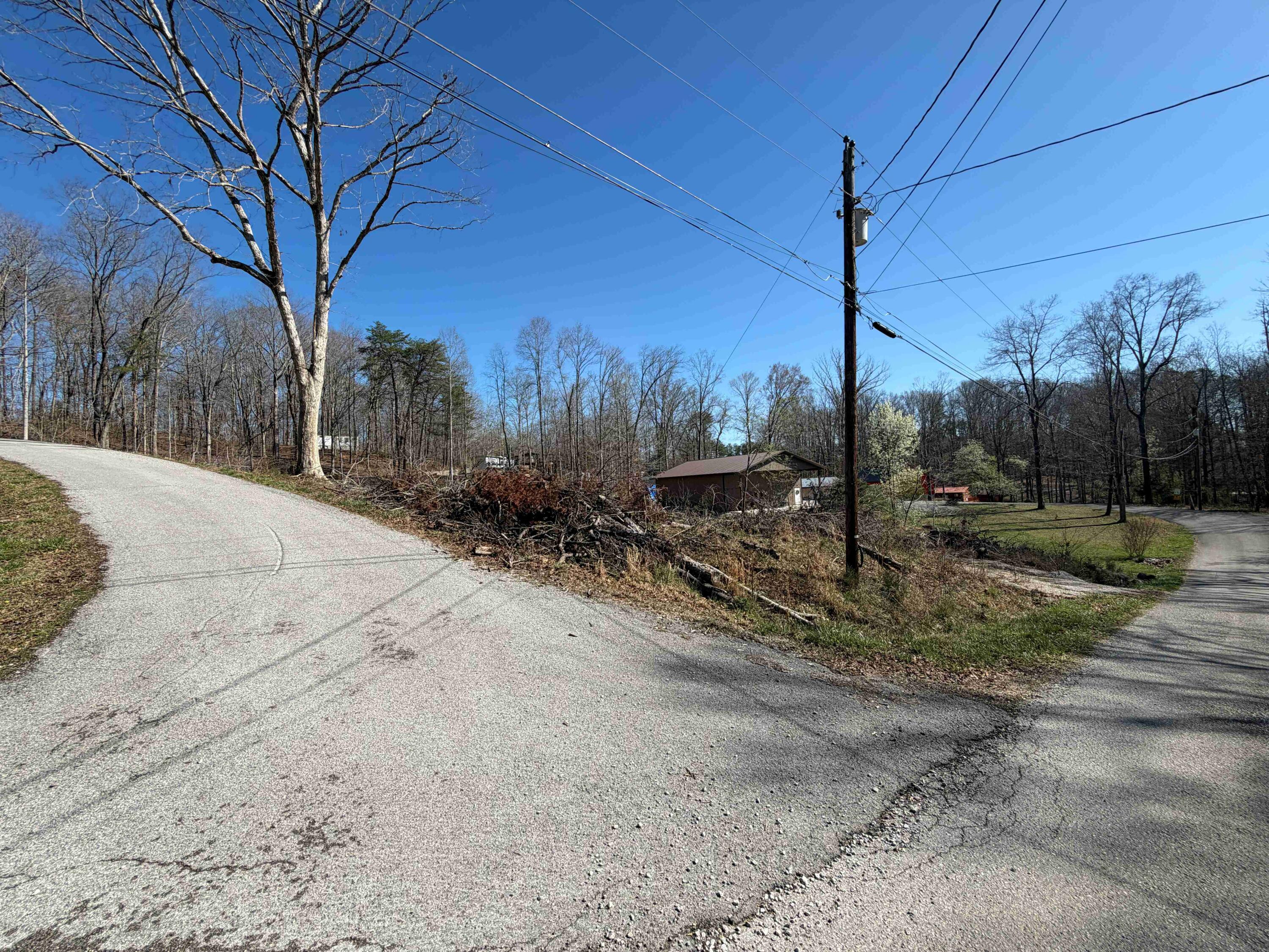 201 Hill Drive Property Photo 12