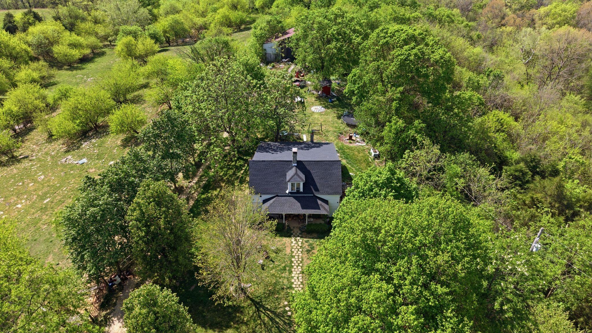 1092 Bushtown Road Property Photo 3