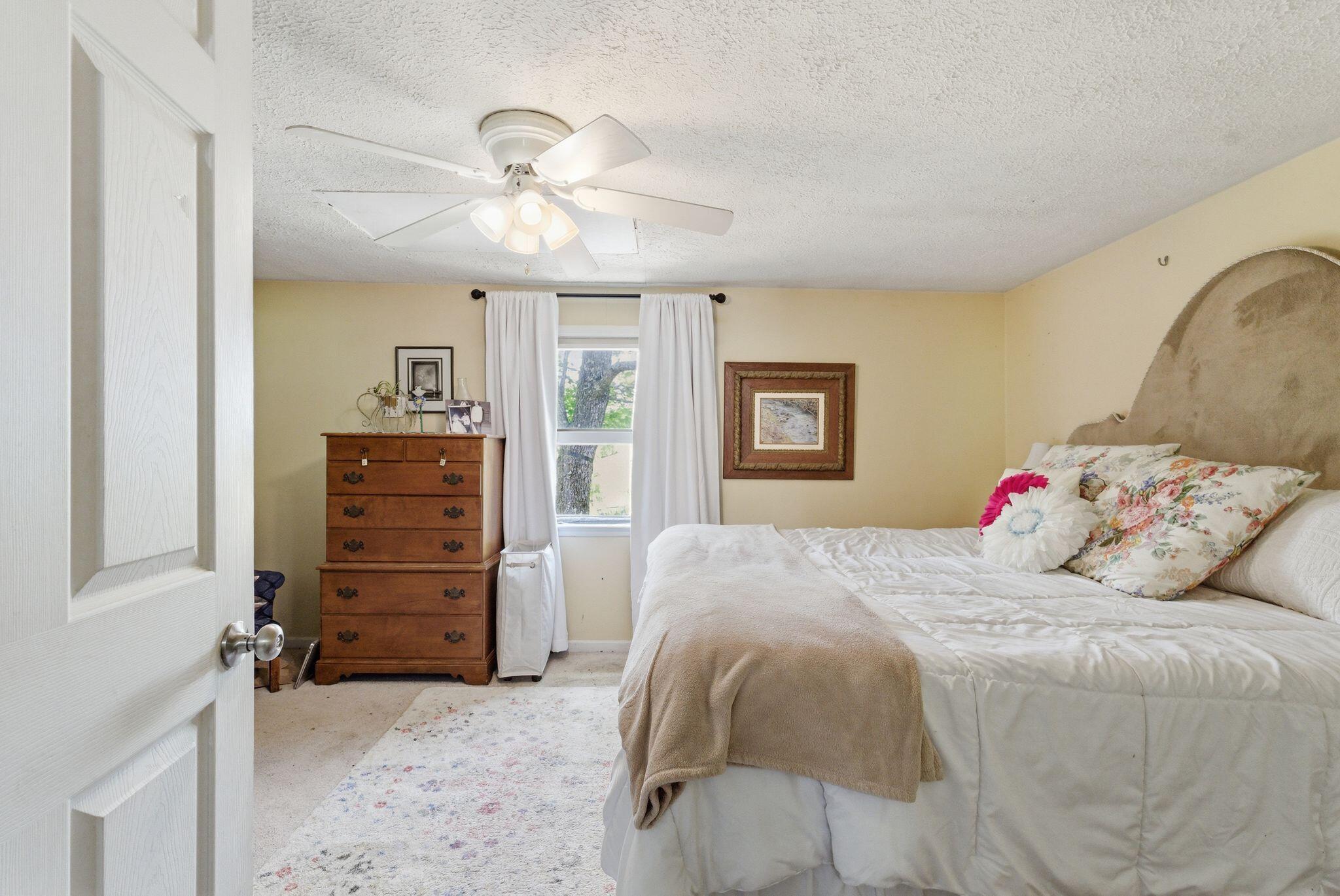1092 Bushtown Road Property Photo 11