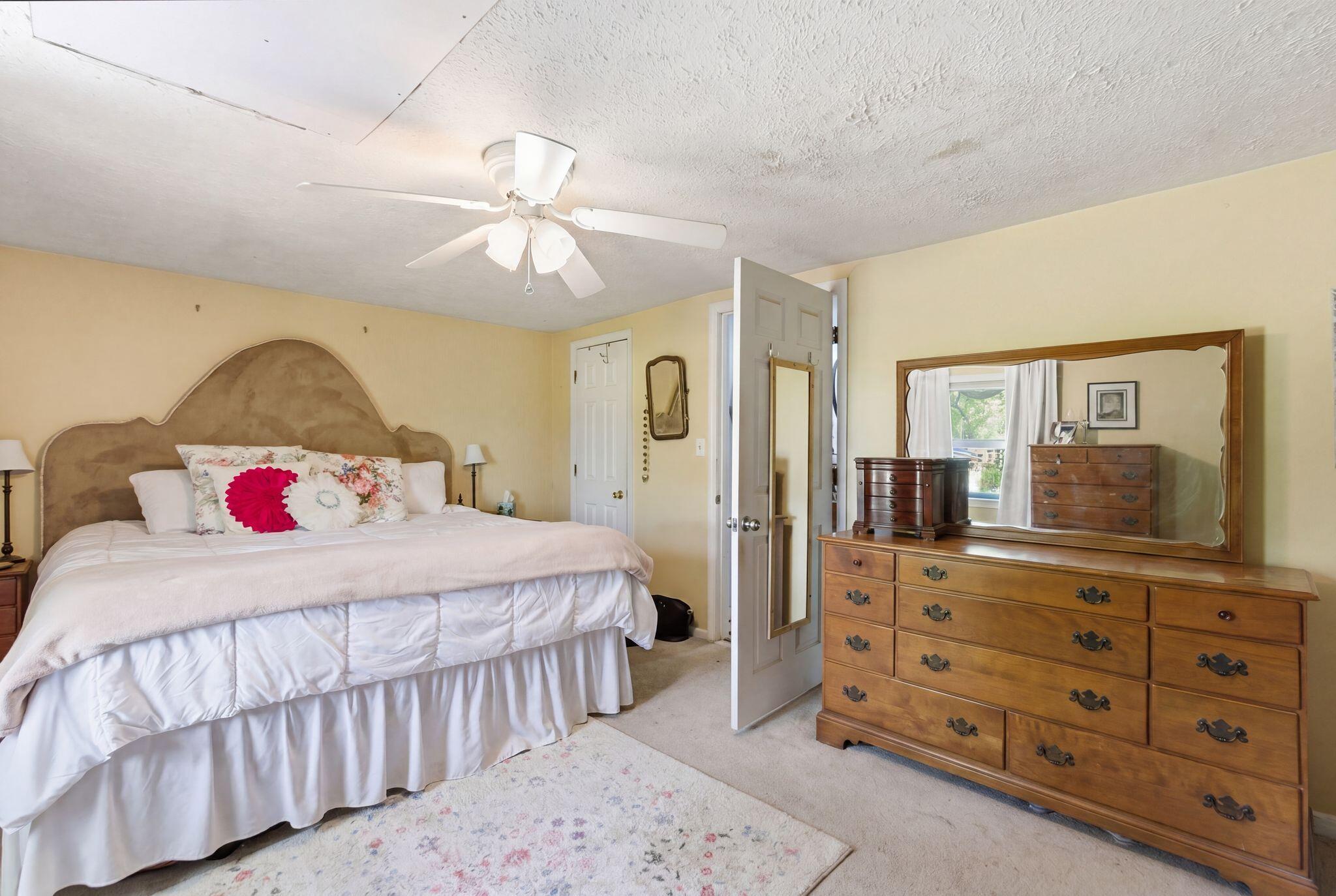 1092 Bushtown Road Property Photo 13