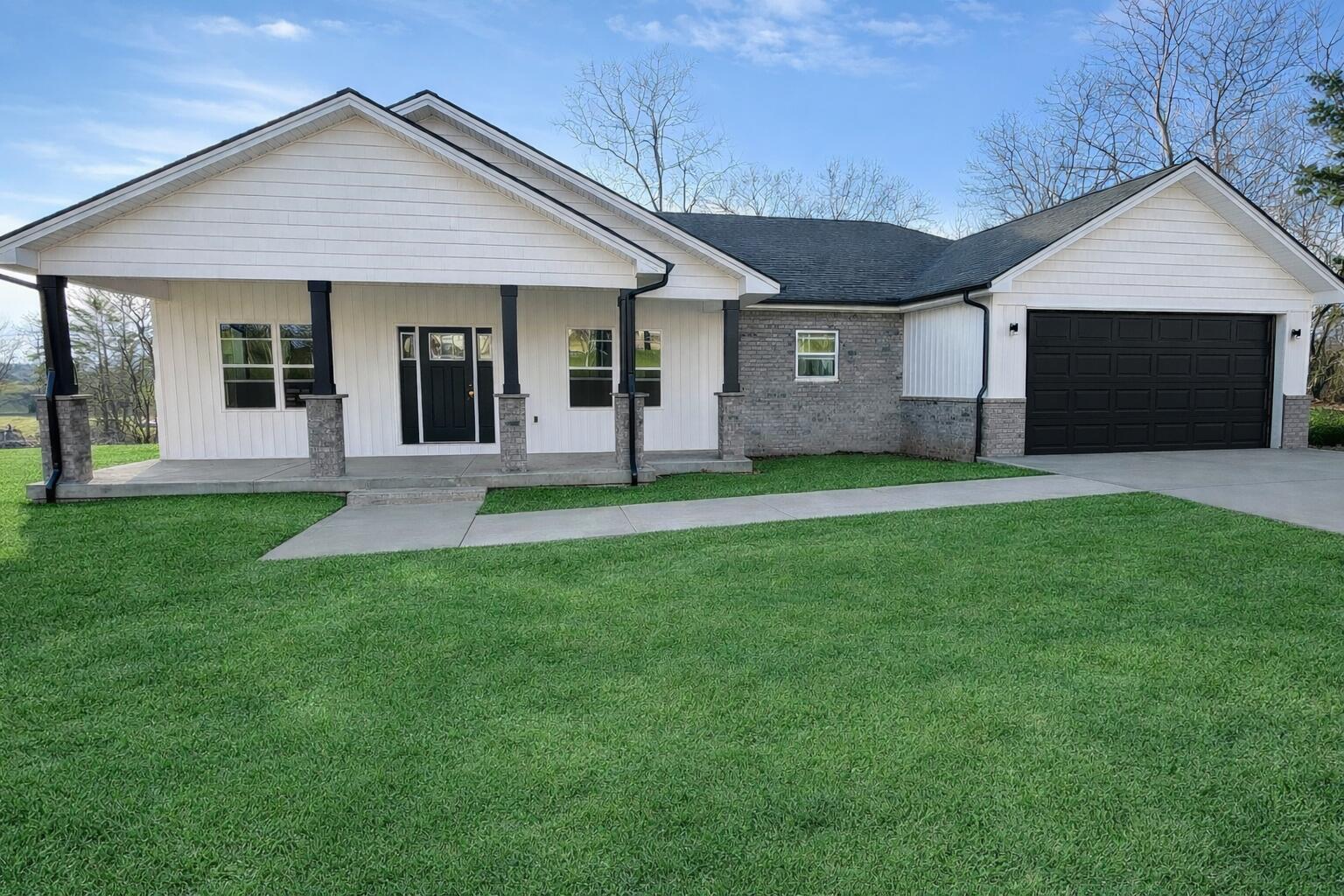 63 Iris Point Property Photo 1