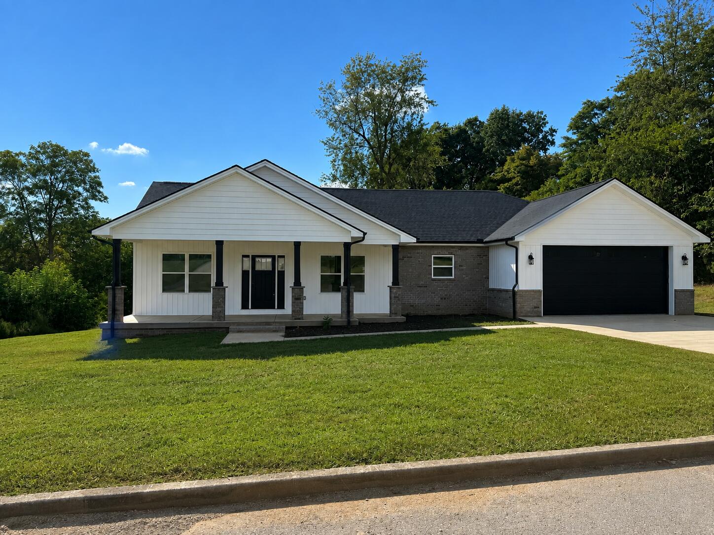 63 Iris Point Property Photo 1
