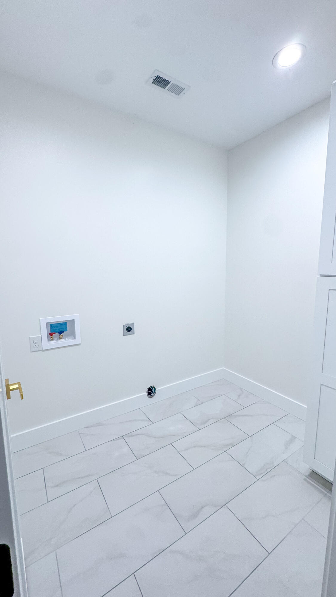 63 Iris Point Property Photo 10