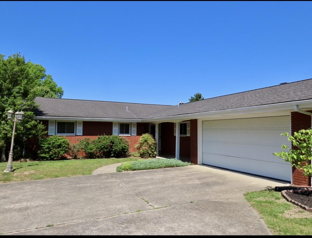 912 Barbourville Street Property Photo 1
