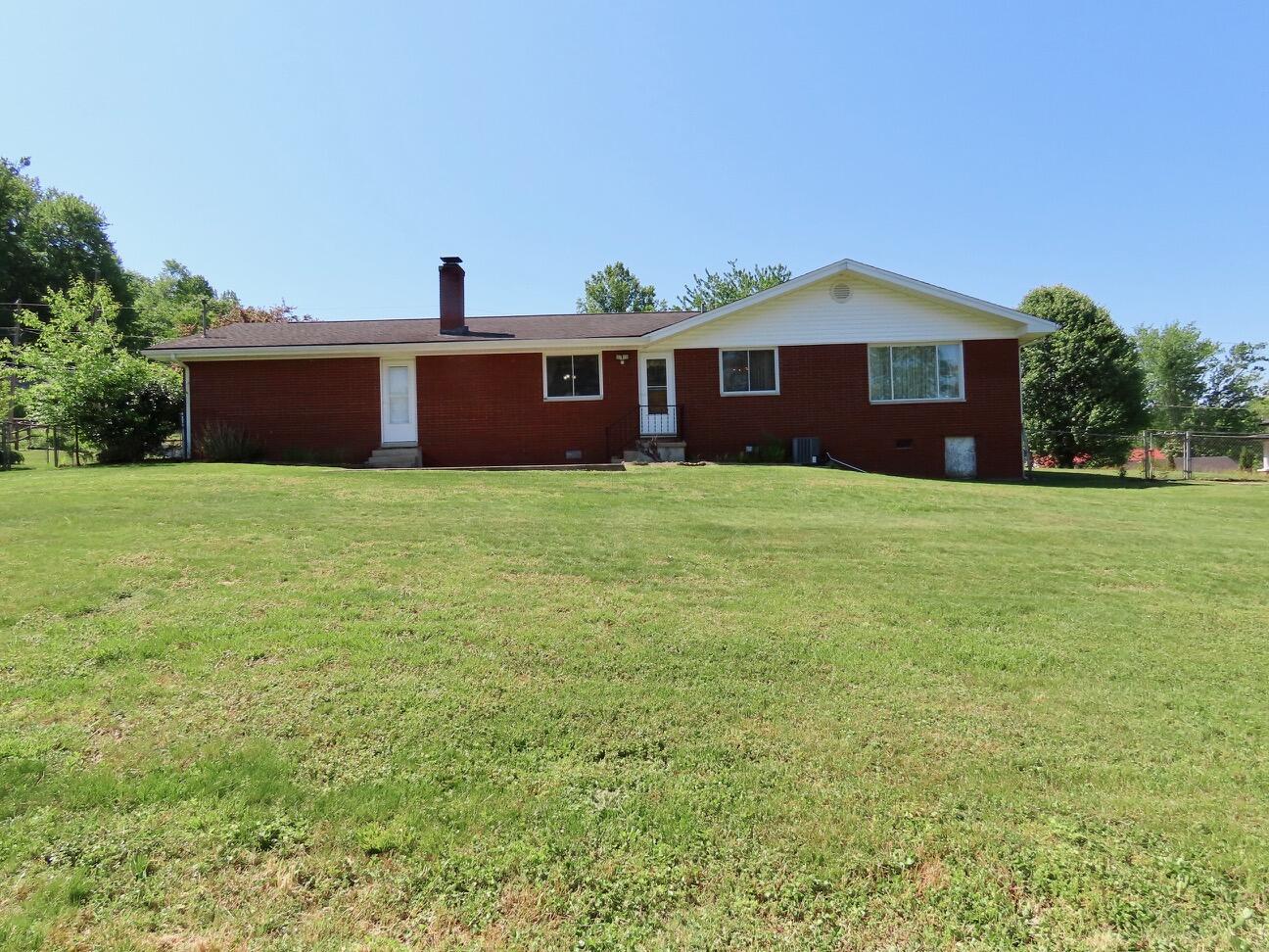 912 Barbourville Street Property Photo 7
