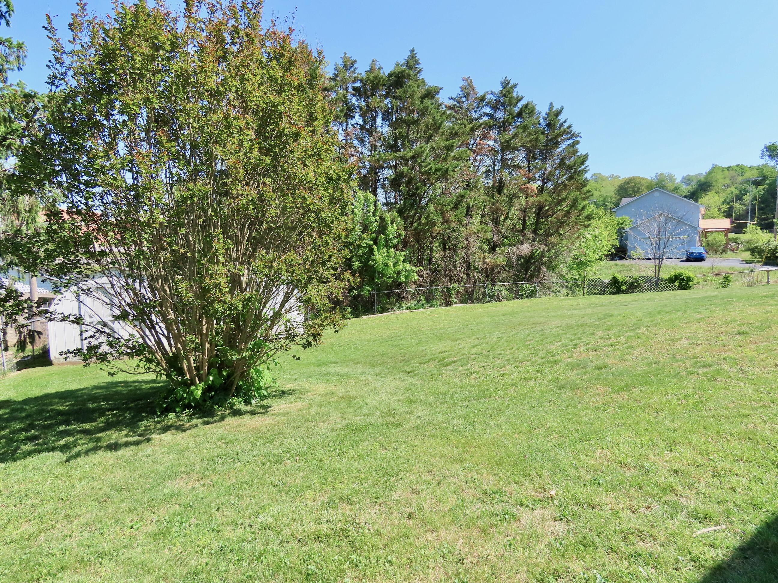 912 Barbourville Street Property Photo 41