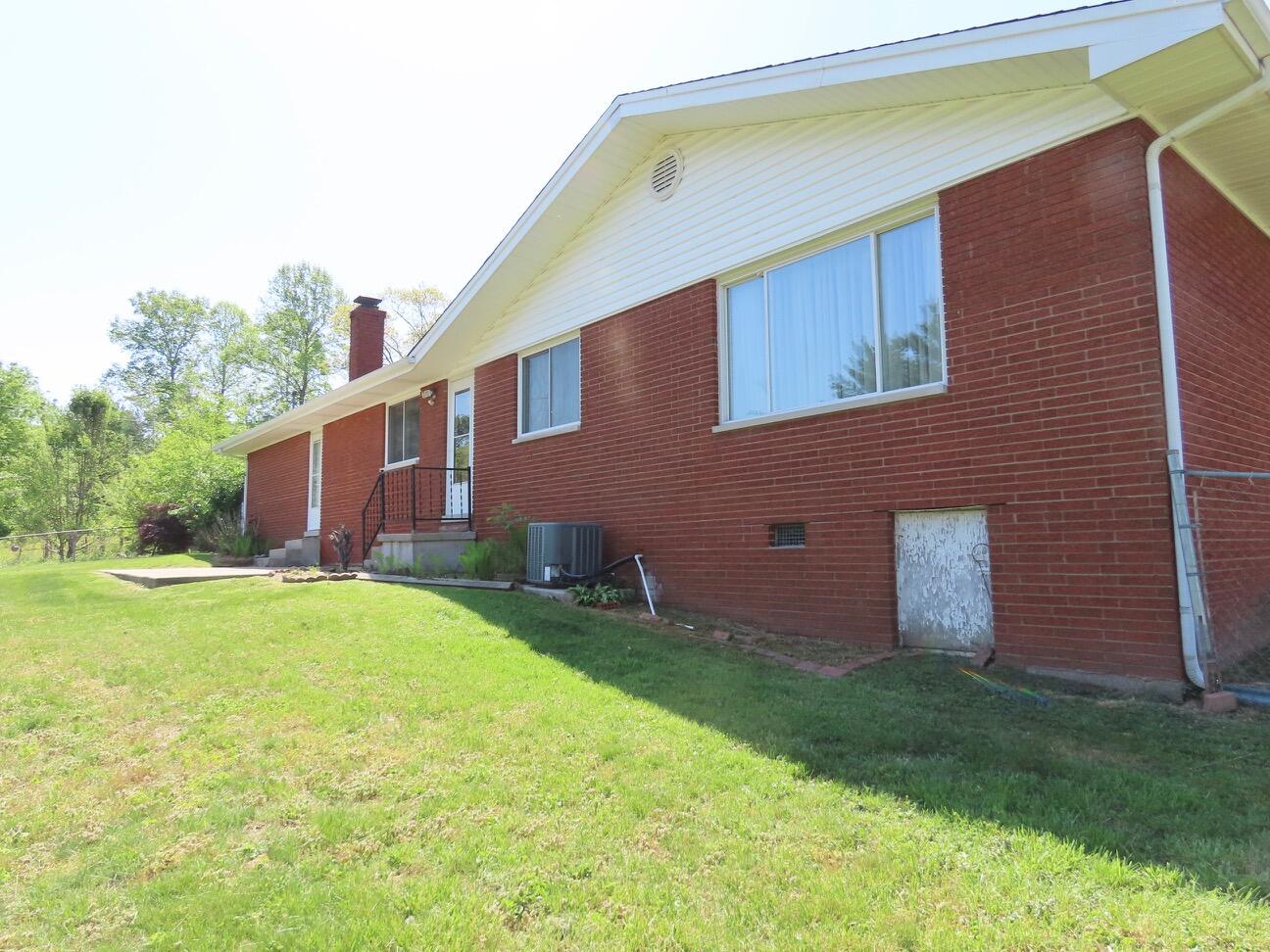 912 Barbourville Street Property Photo 48