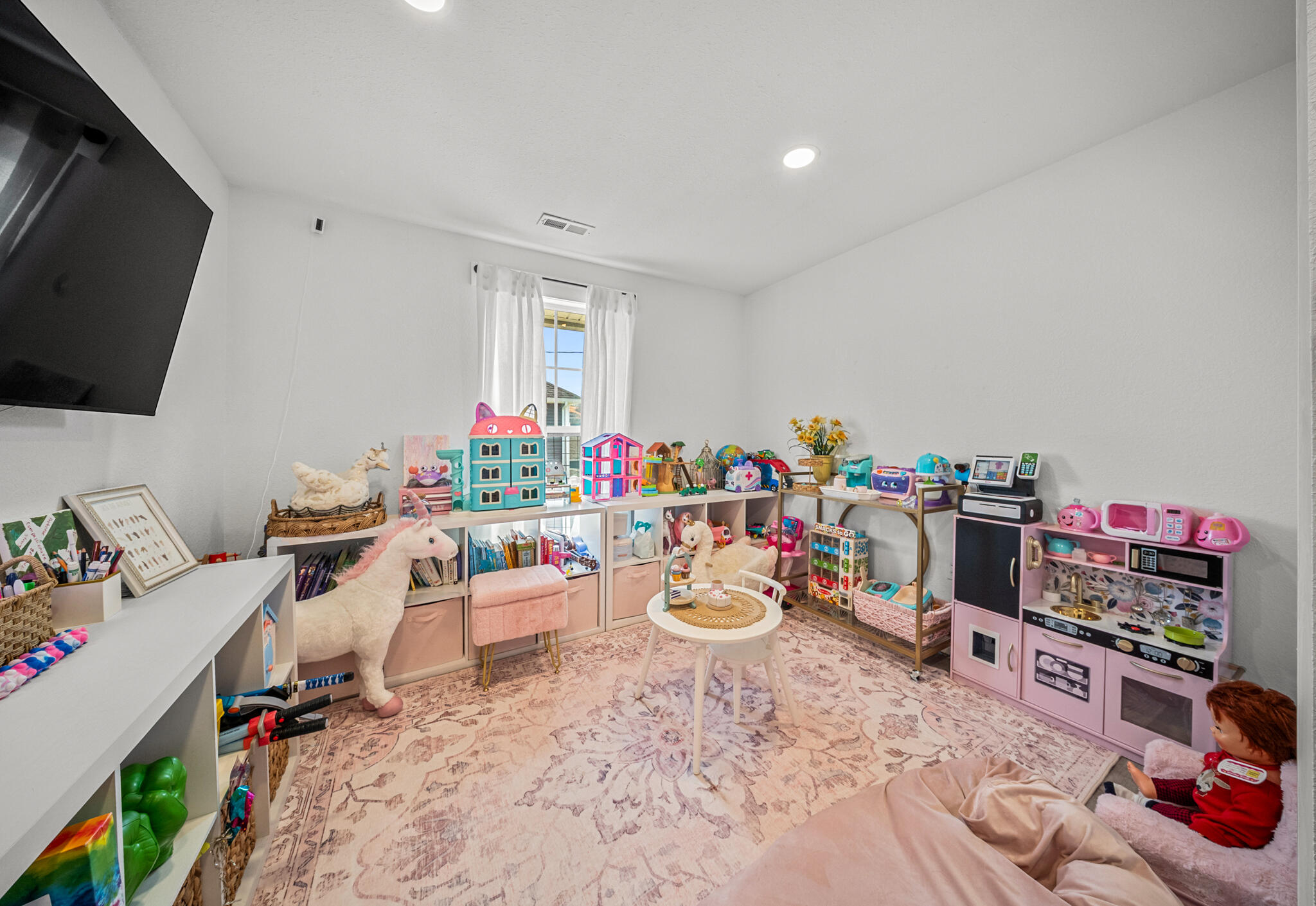 329 Riverside Drive Property Photo 25