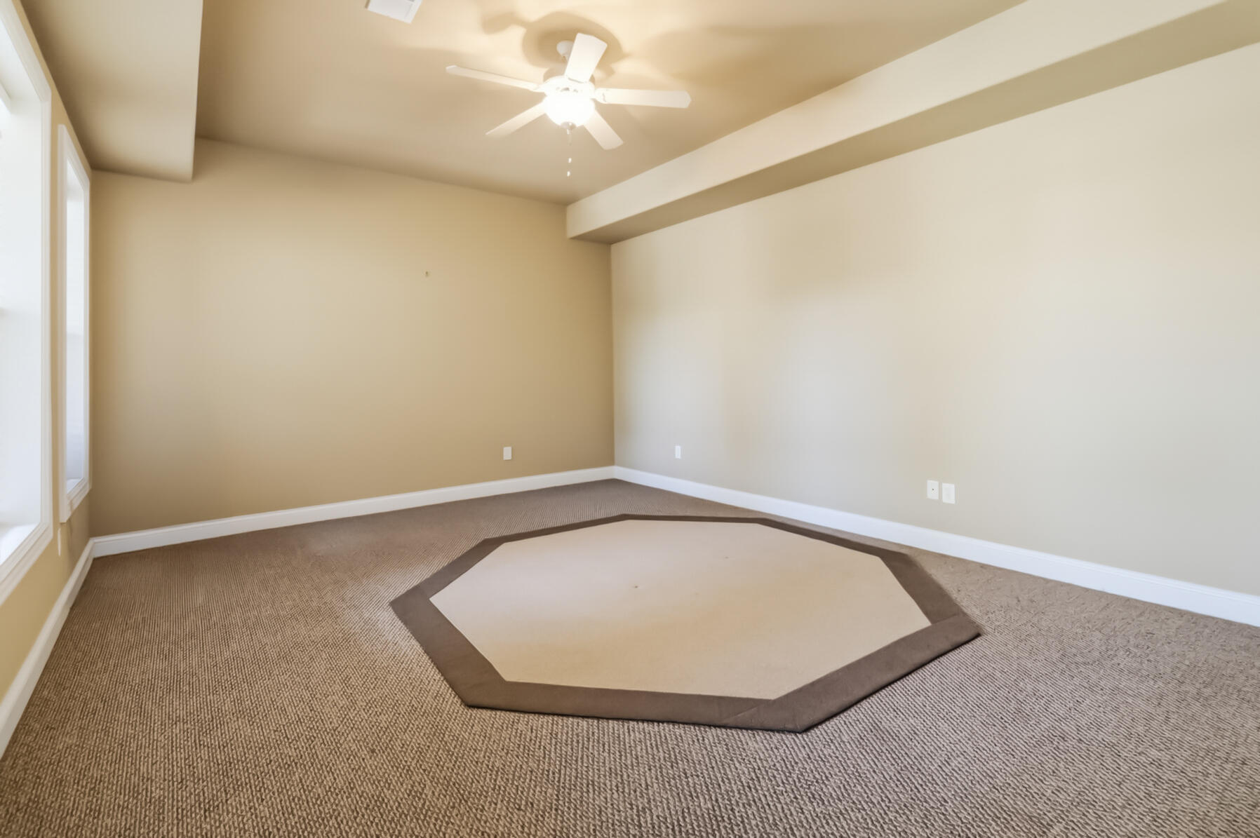 3814 Wentworth Pl Property Photo 31