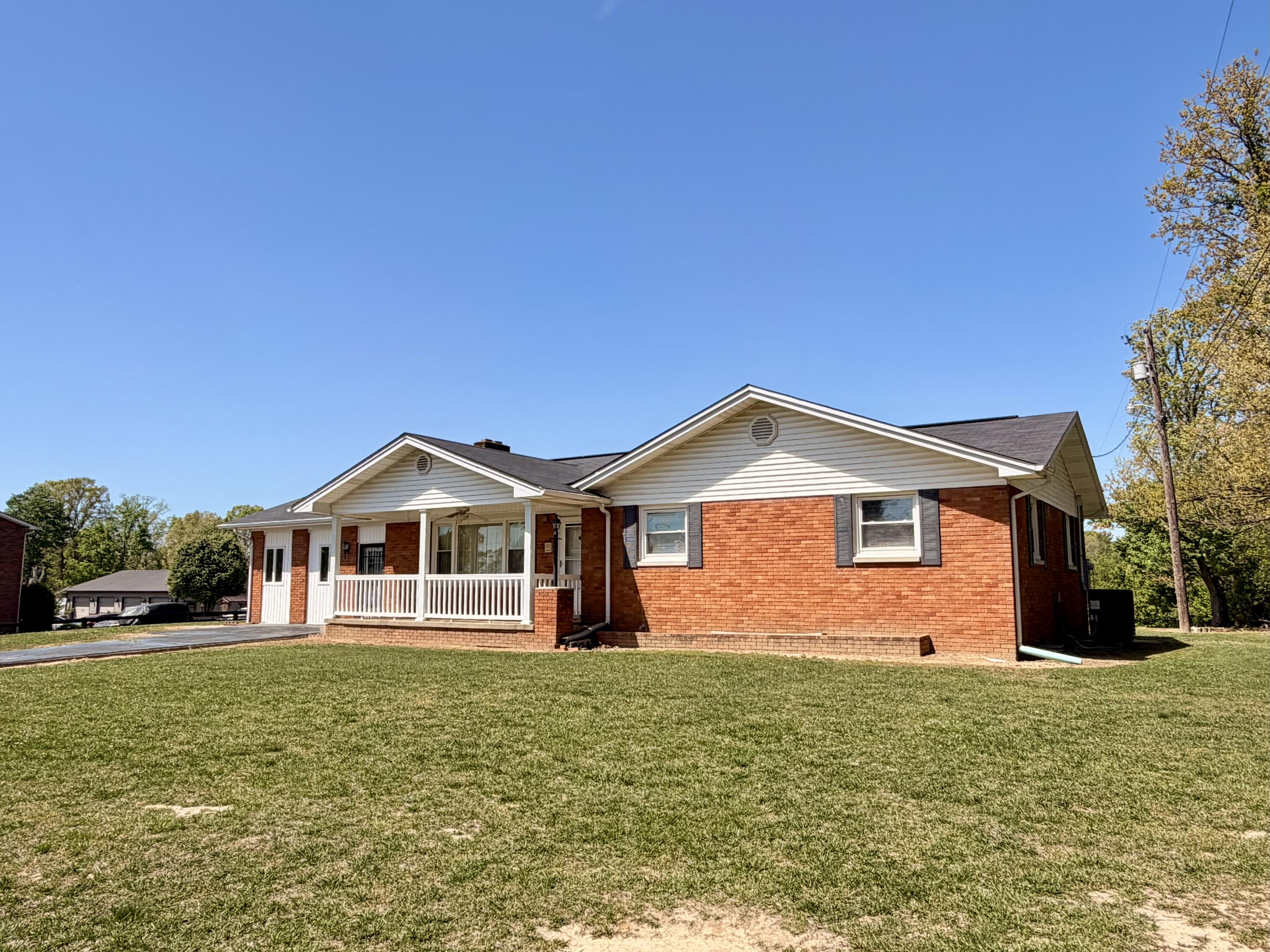 324 Hicks Lane Property Photo 4