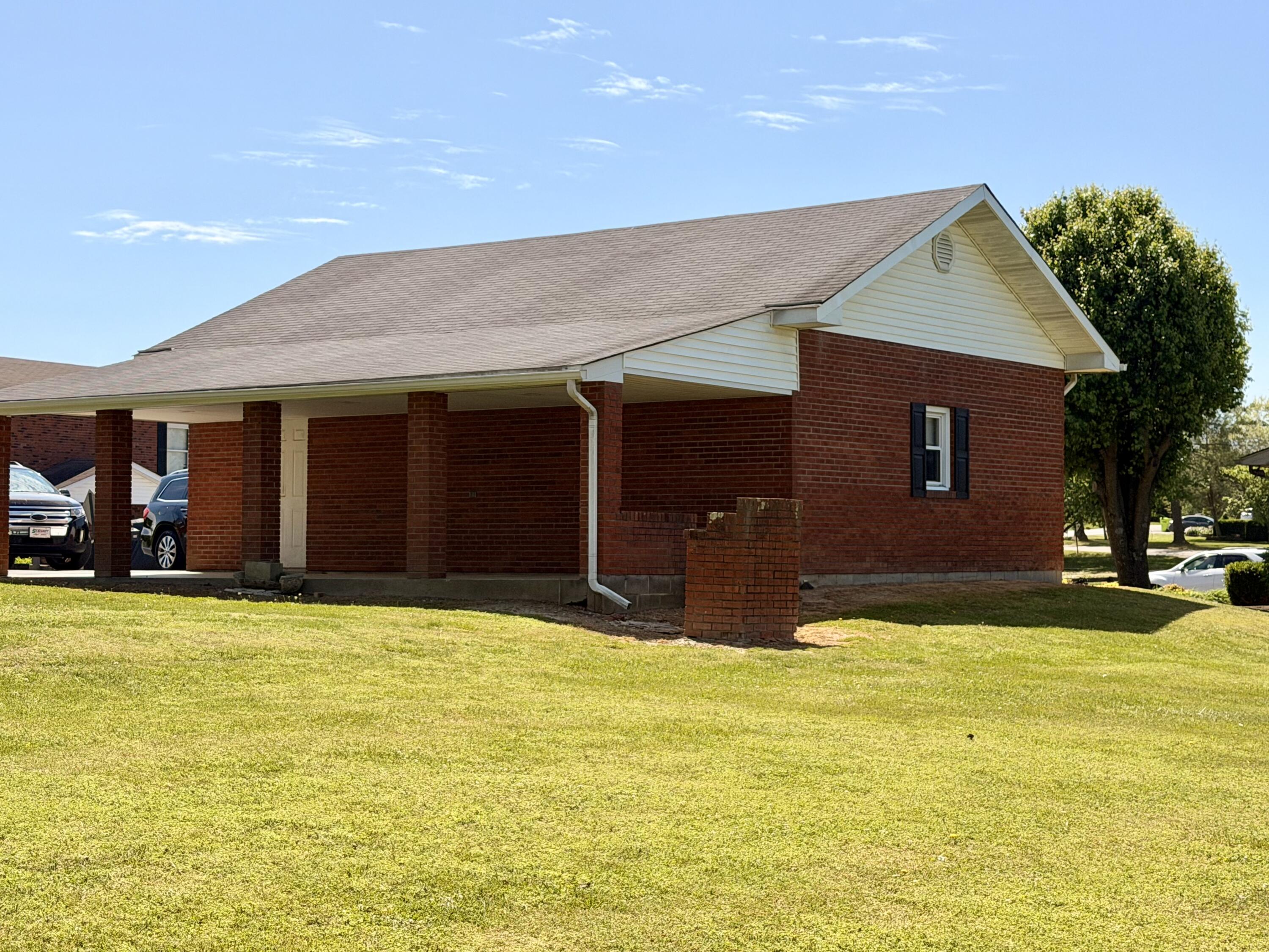 324 Hicks Lane Property Photo 12