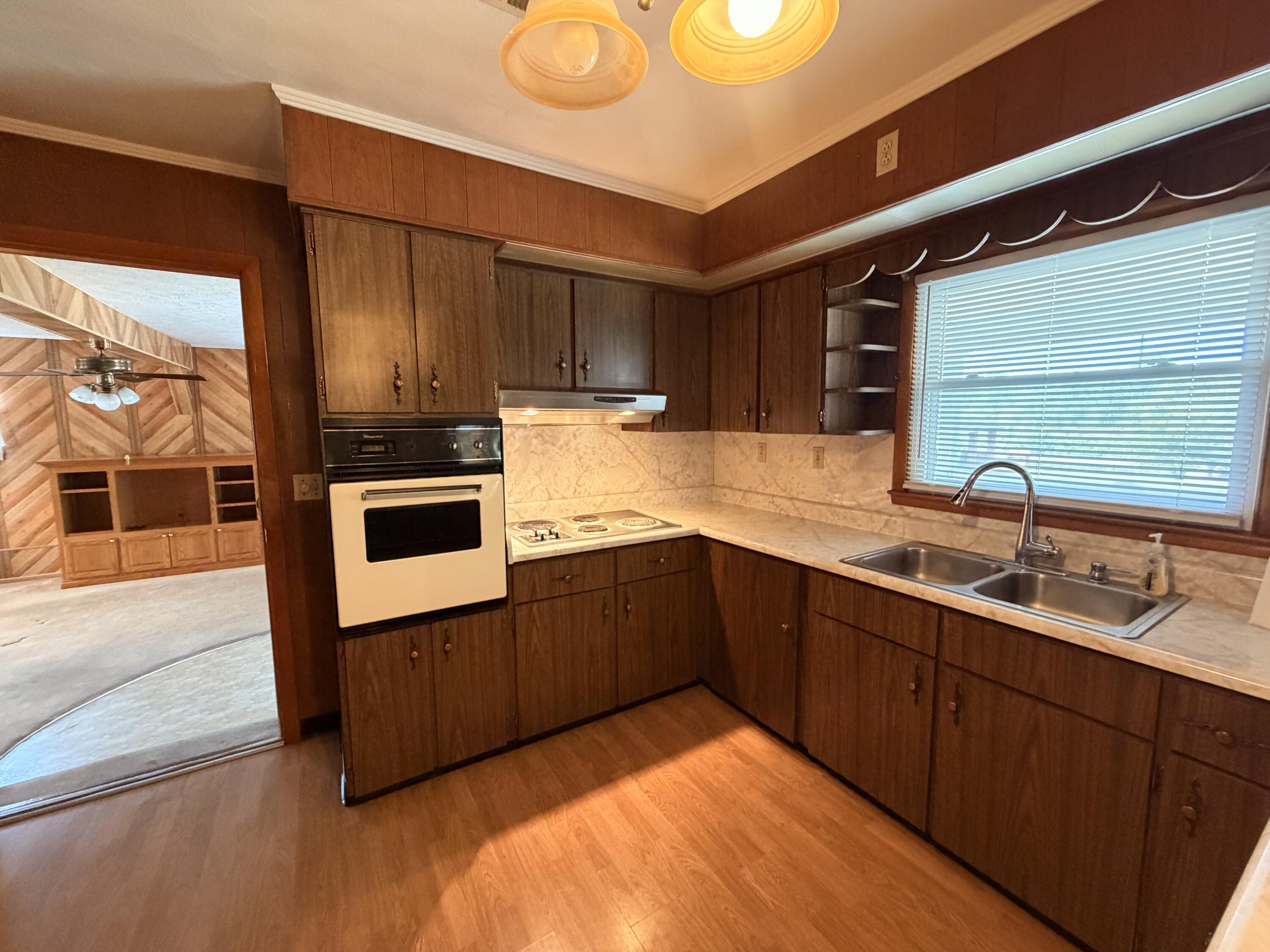 324 Hicks Lane Property Photo 15