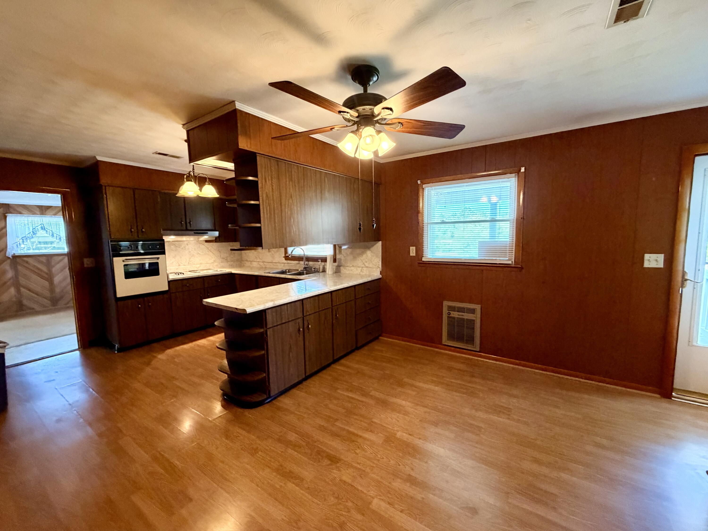 324 Hicks Lane Property Photo 16