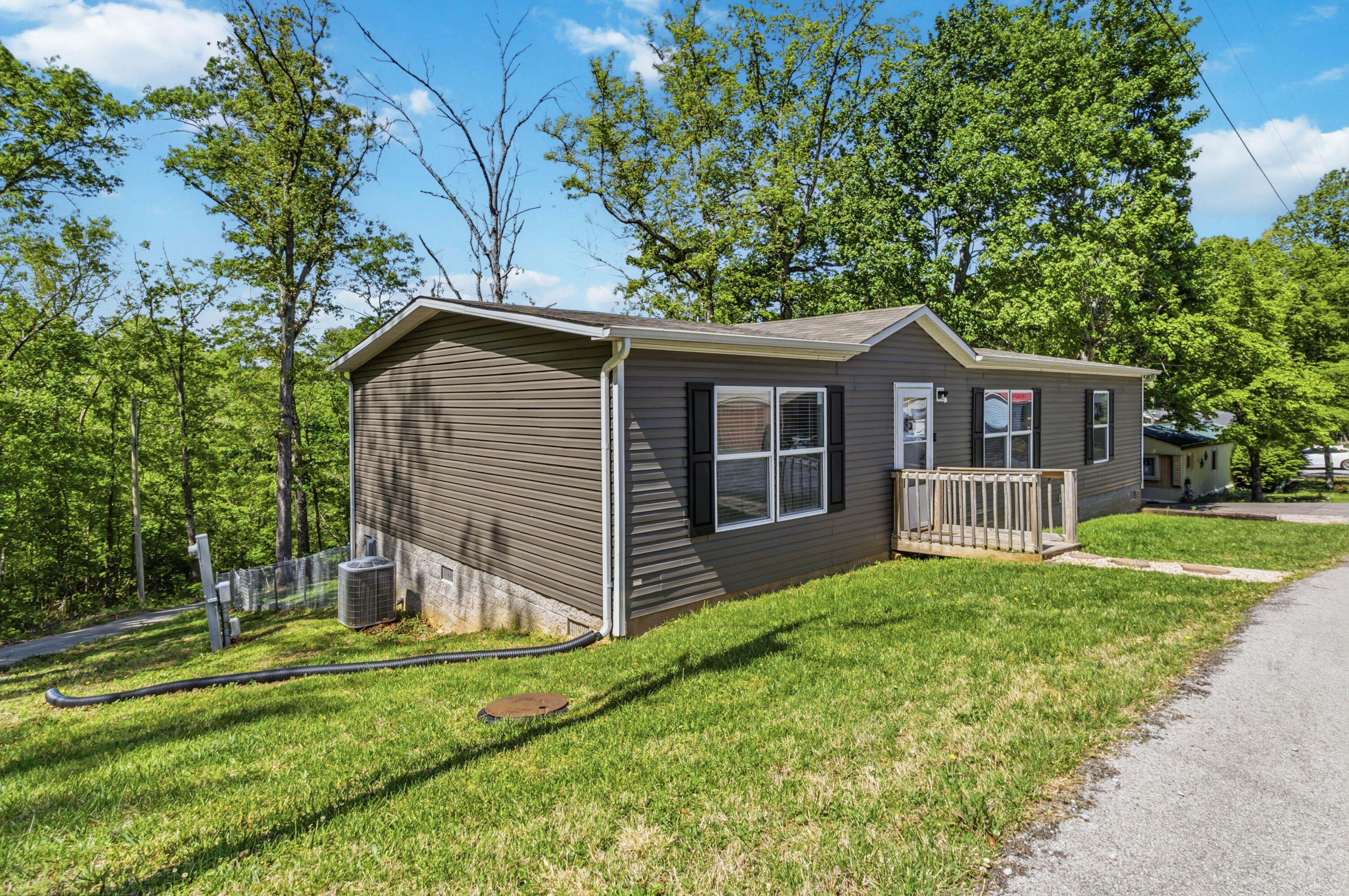 15 Spring Valley Drive Property Photo 1