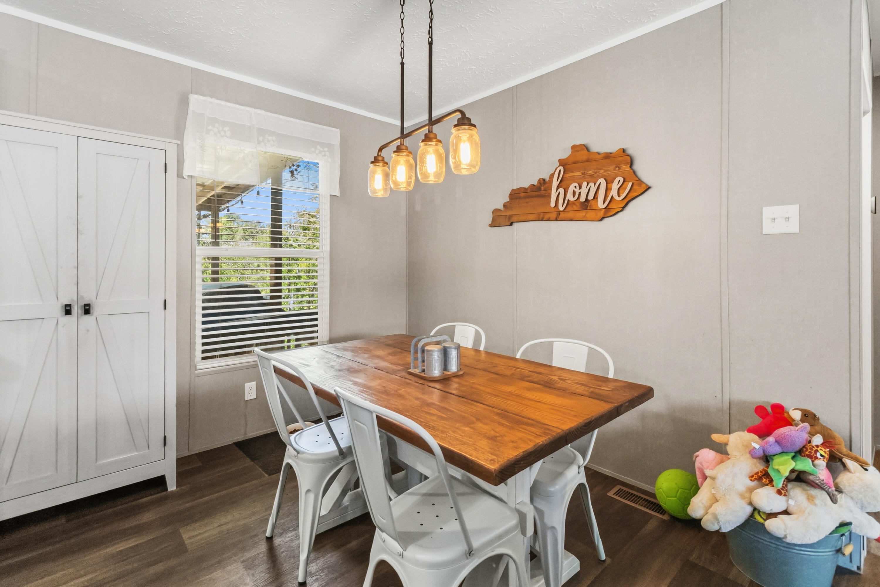 15 Spring Valley Drive Property Photo 15