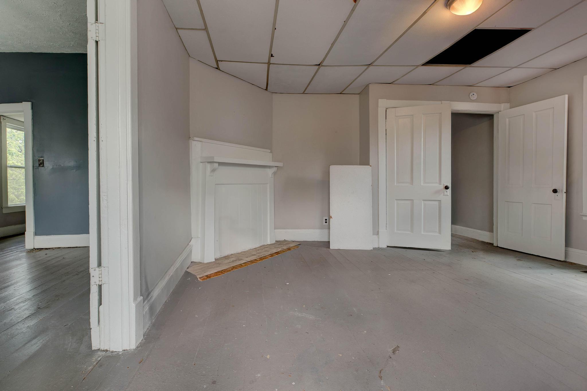 11 Taylor Avenue Property Photo 4