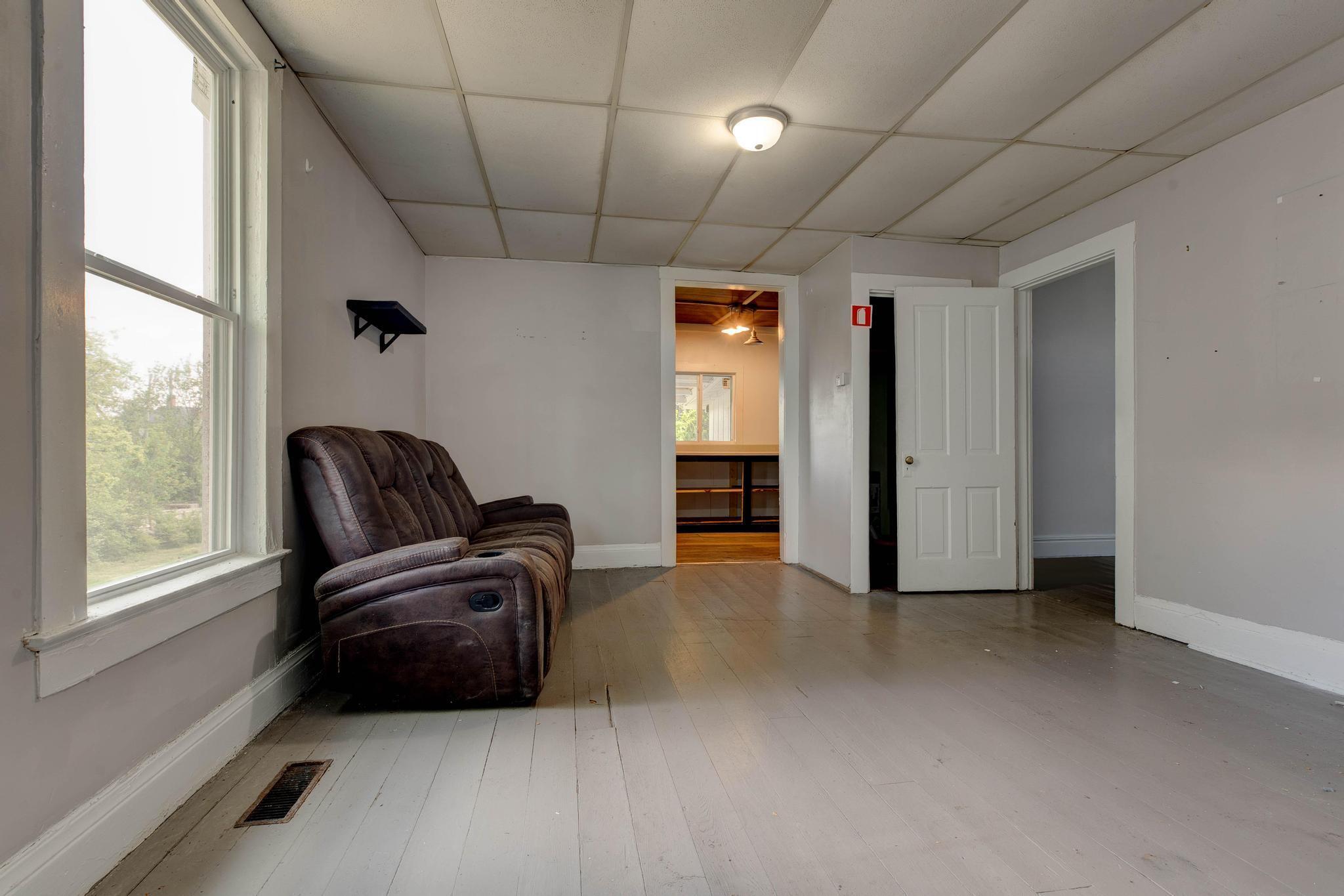 11 Taylor Avenue Property Photo 6