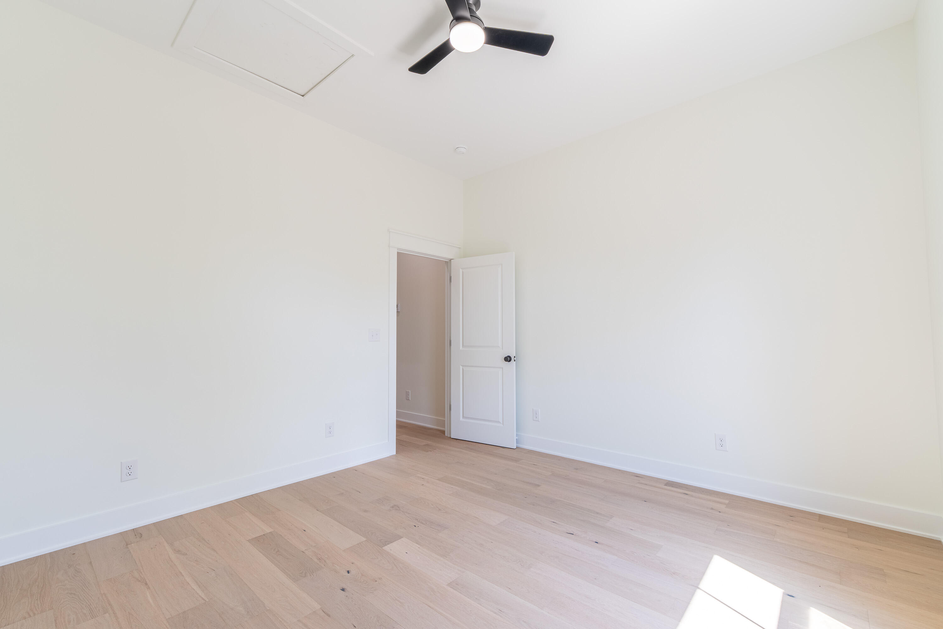 31 Knights Lane Property Photo 60