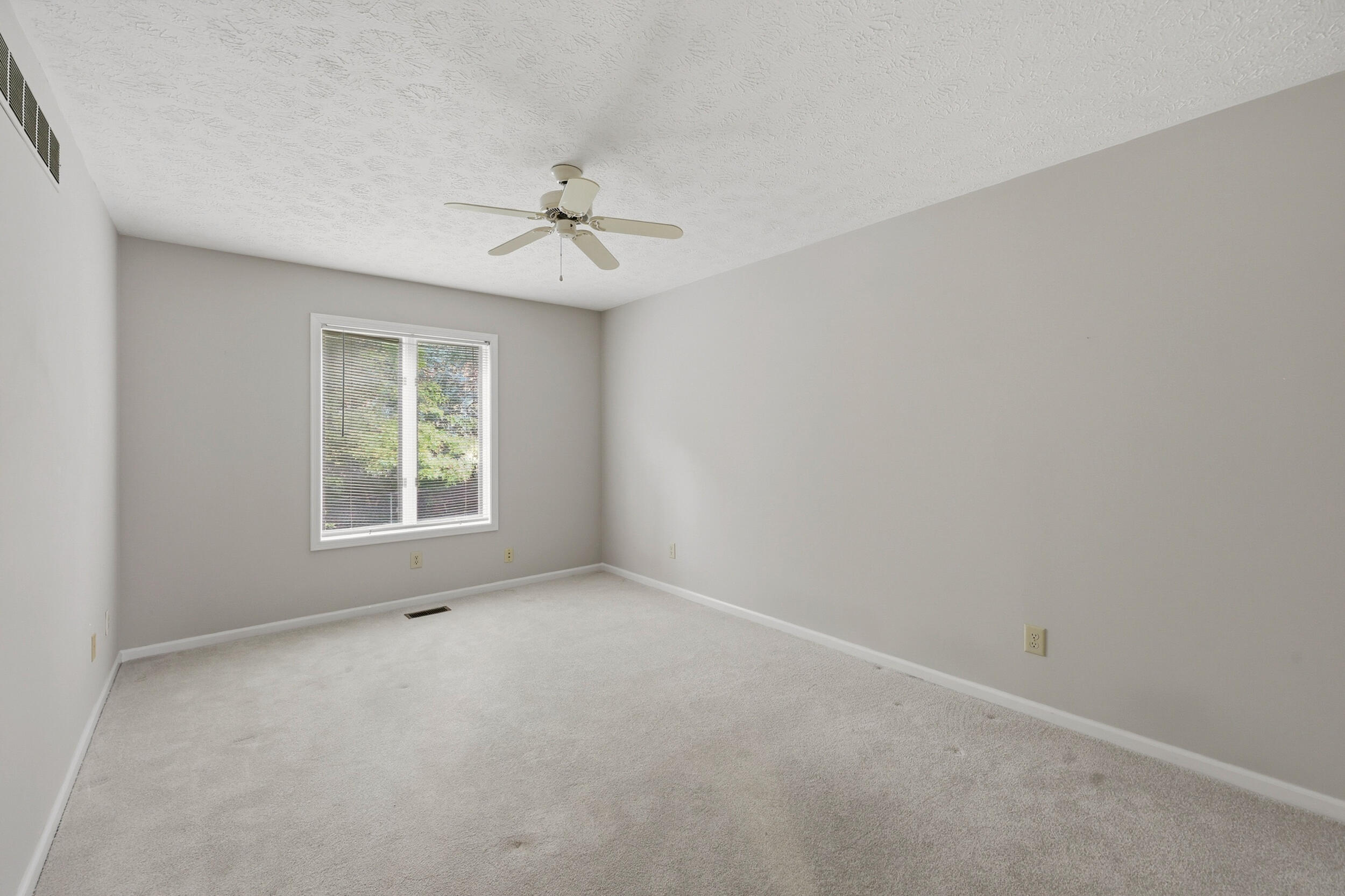 3504 Cheddington Lane Property Photo 16
