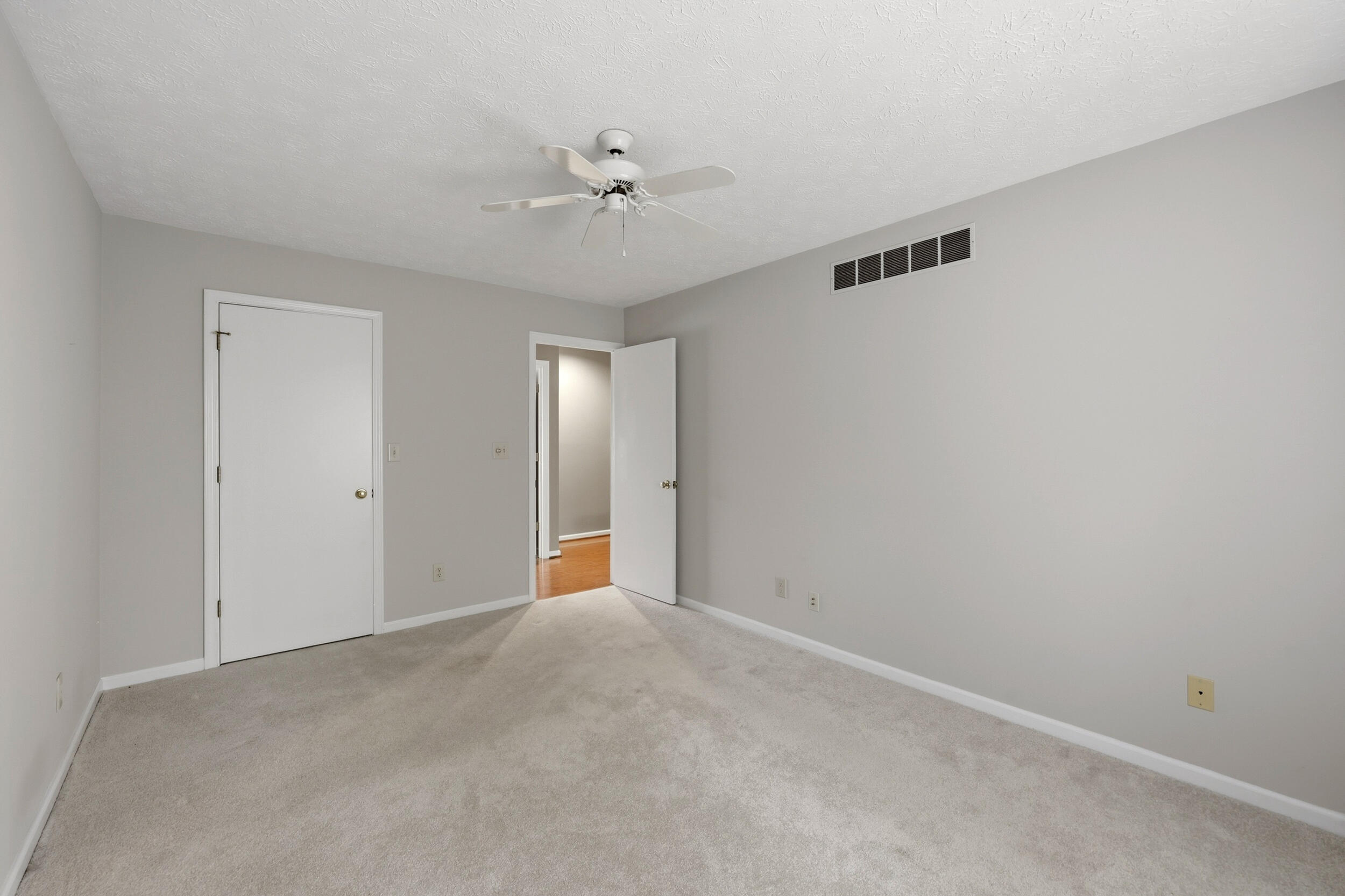 3504 Cheddington Lane Property Photo 17