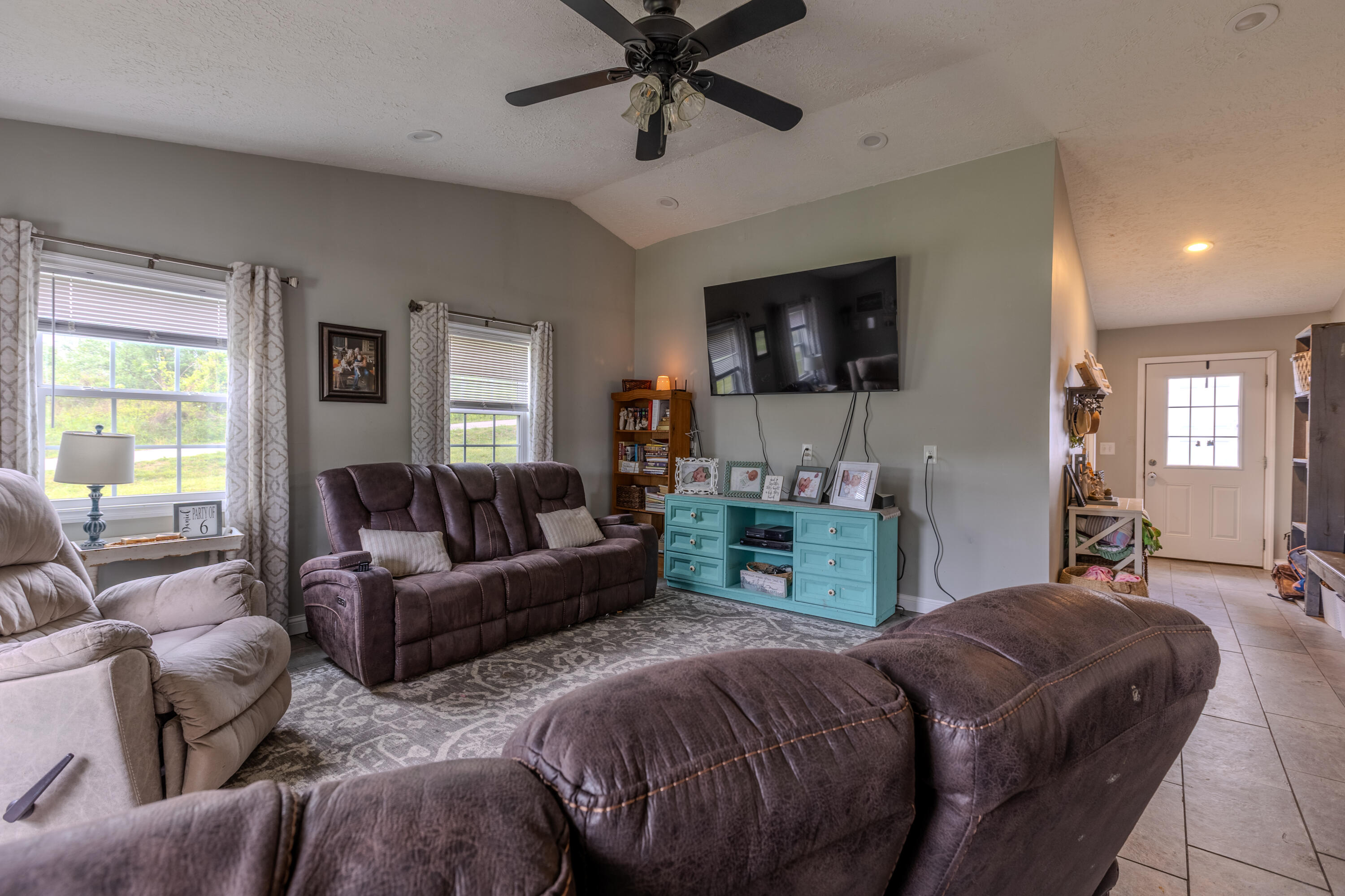 25 Dawn Property Photo 7