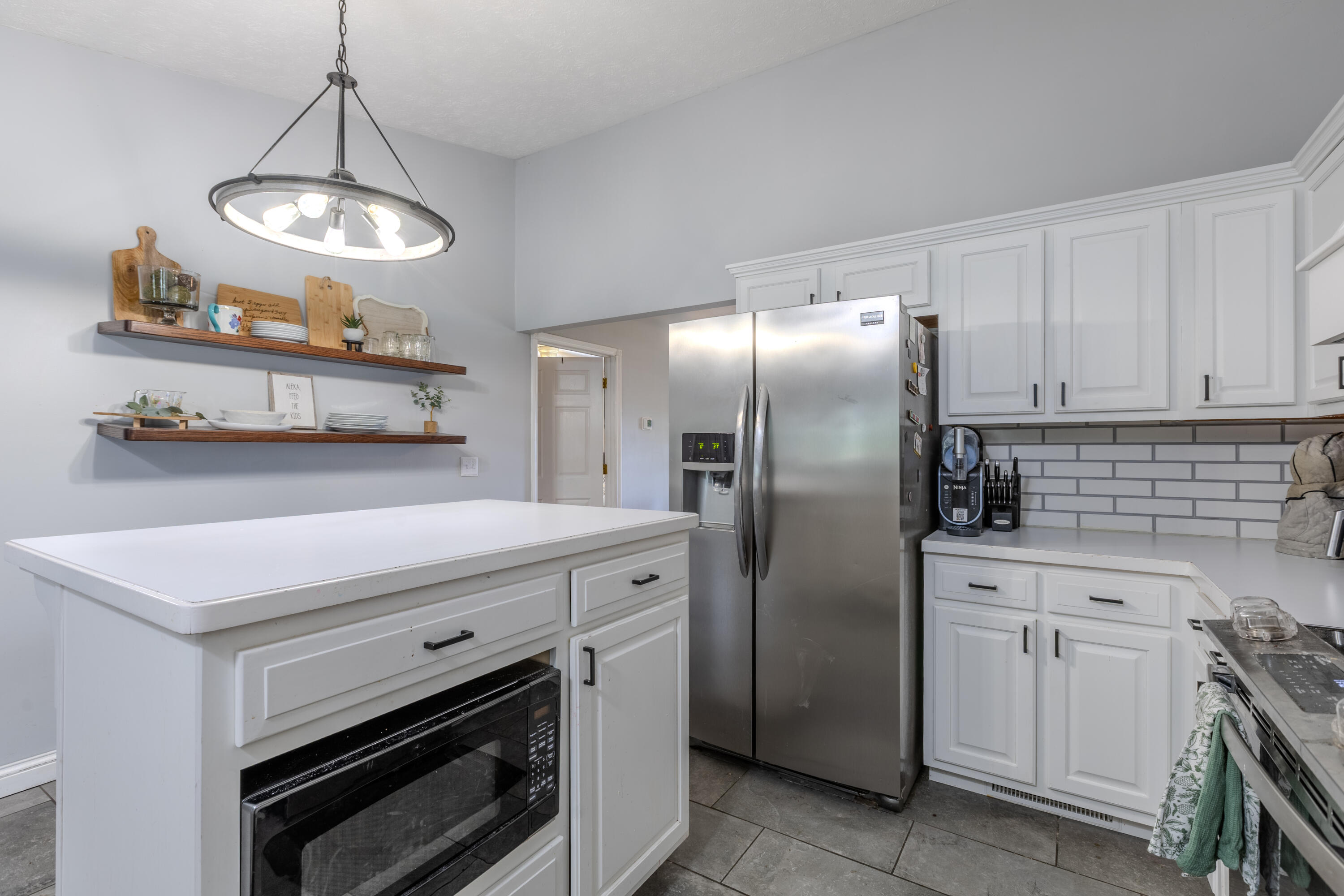 25 Dawn Property Photo 13