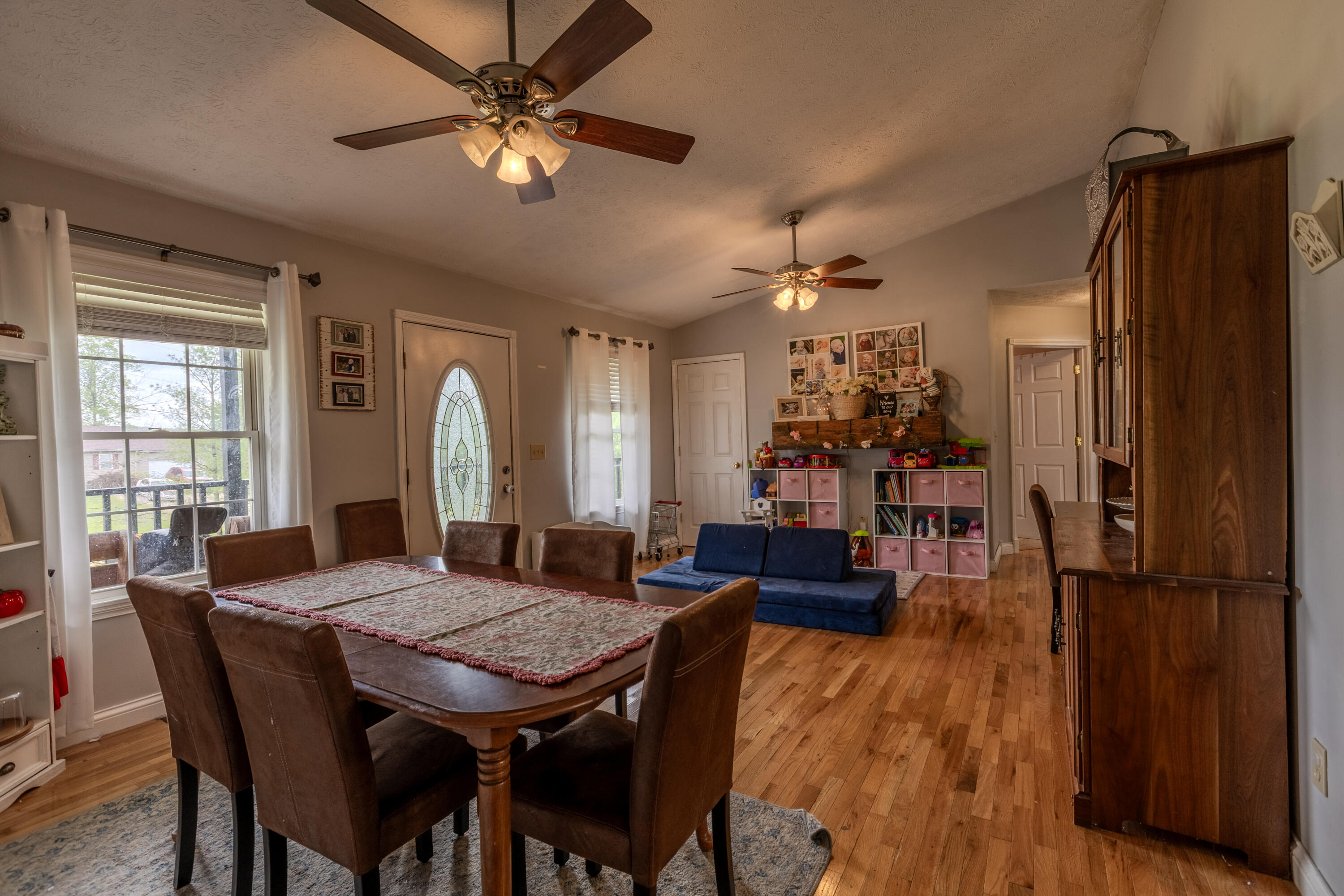 25 Dawn Property Photo 16