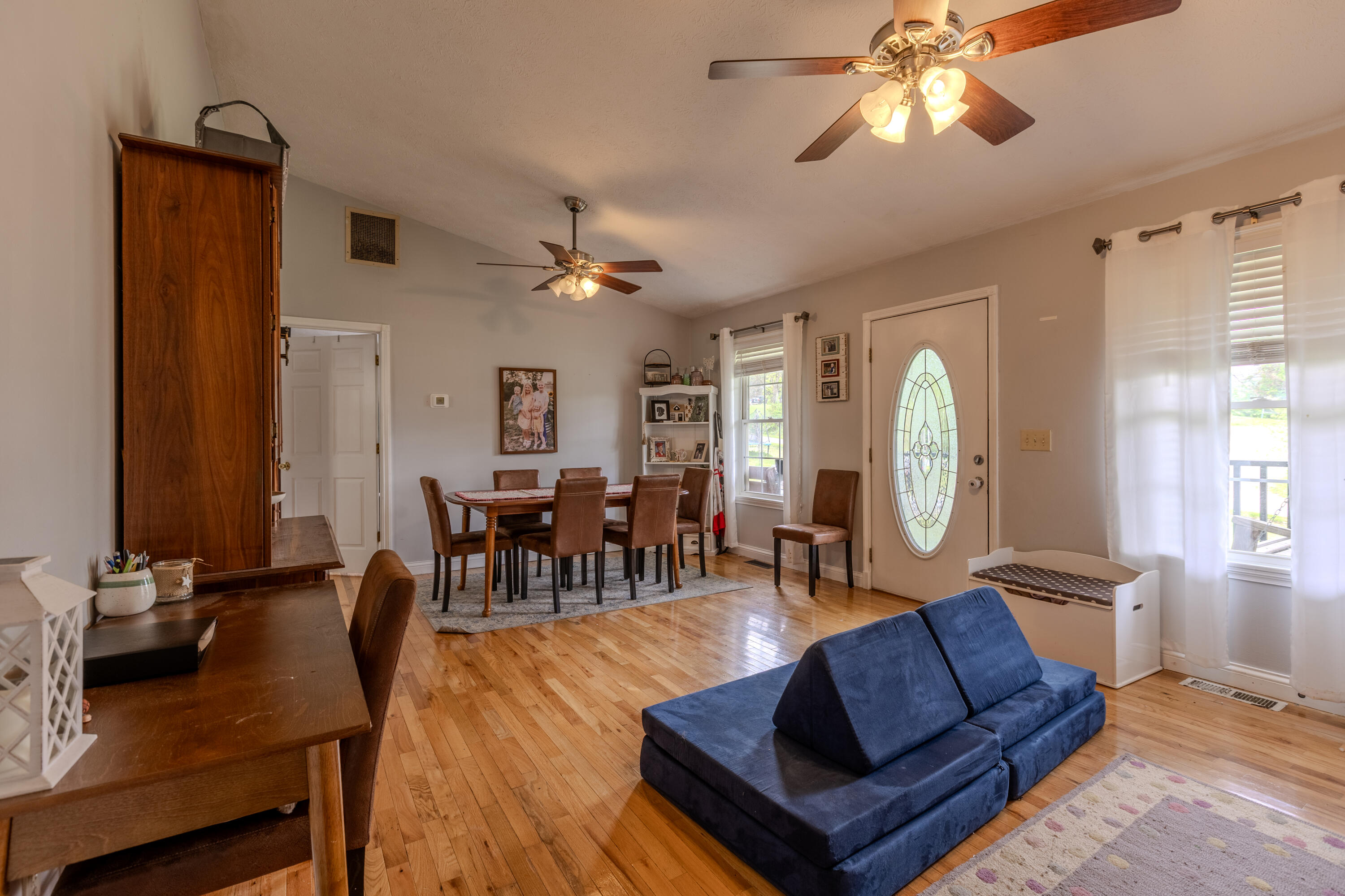 25 Dawn Property Photo 17