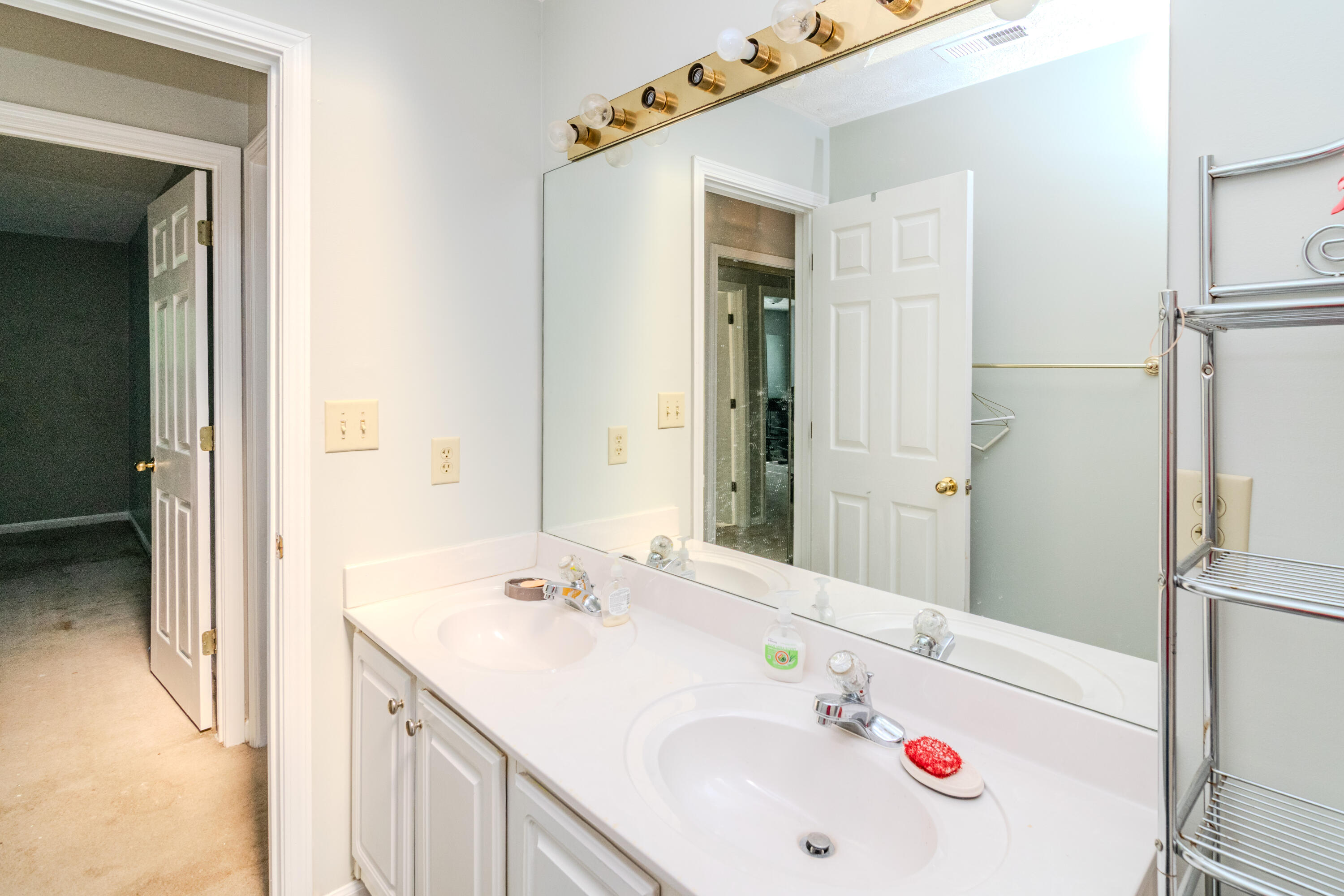2924 Trailside Drive Property Photo 30