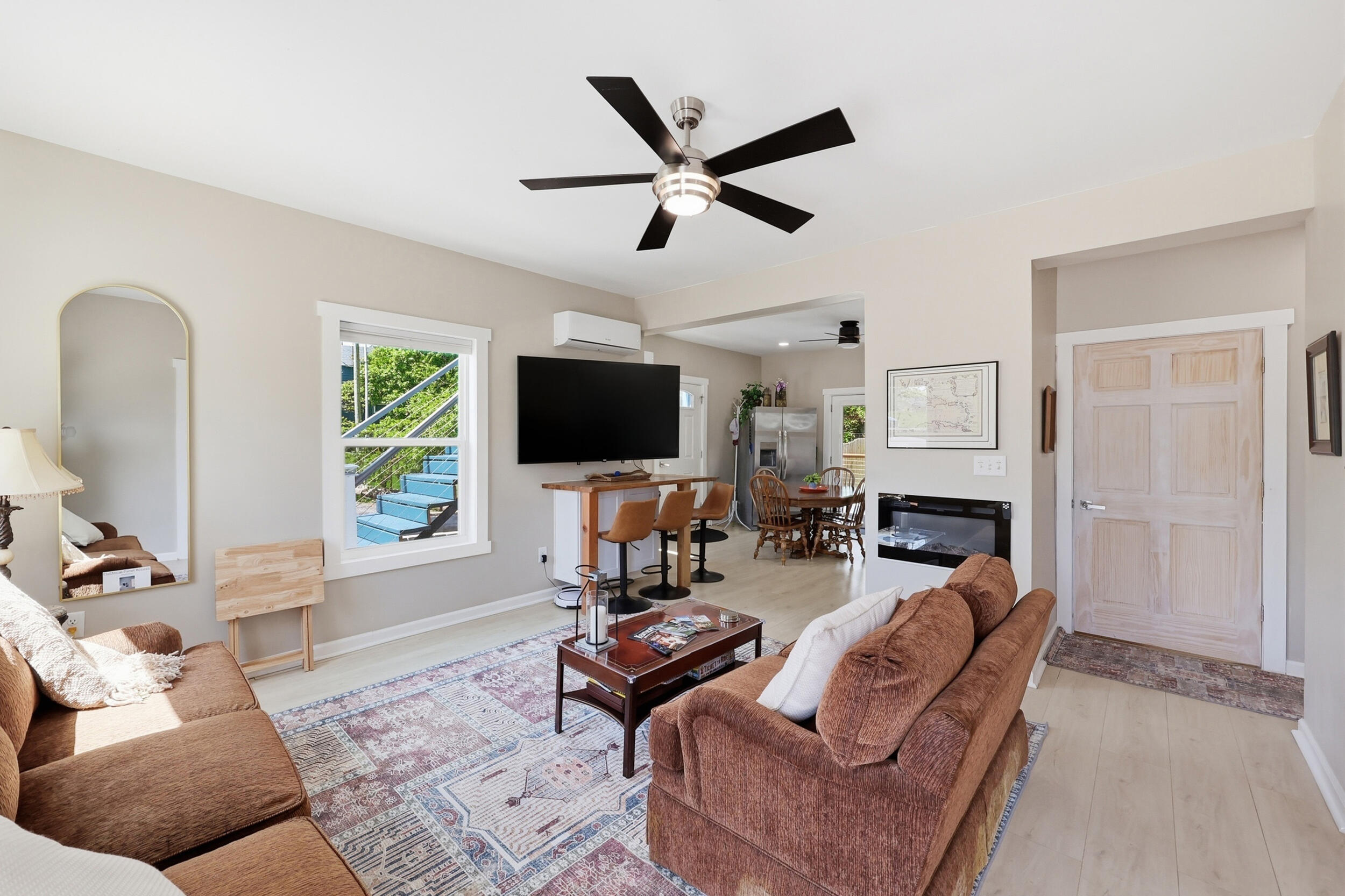 101 Moberly Avenue Property Photo 6