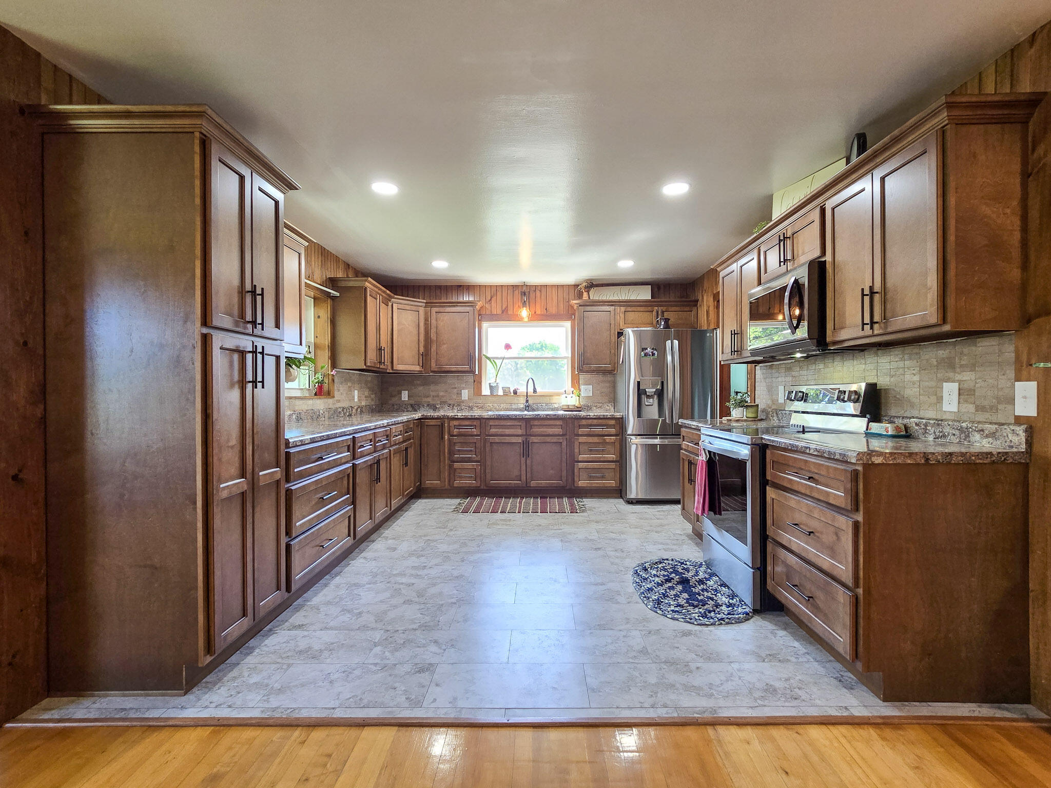 3014 Poplar Hill Road Property Photo 16