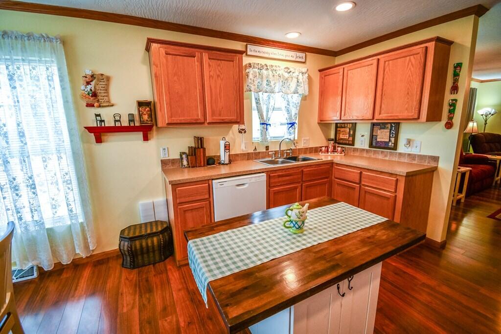 12 Ridgecrest Way Property Photo 2