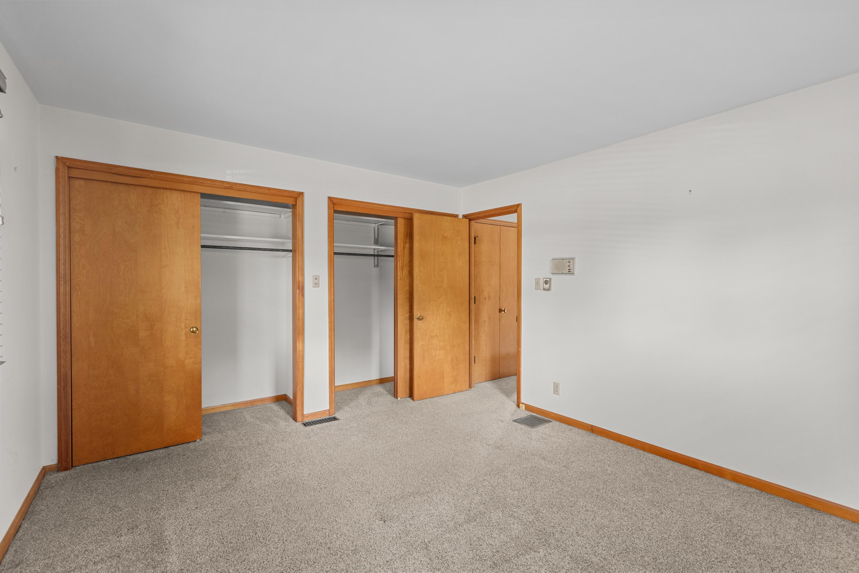 6888 Midway Road Property Photo 7