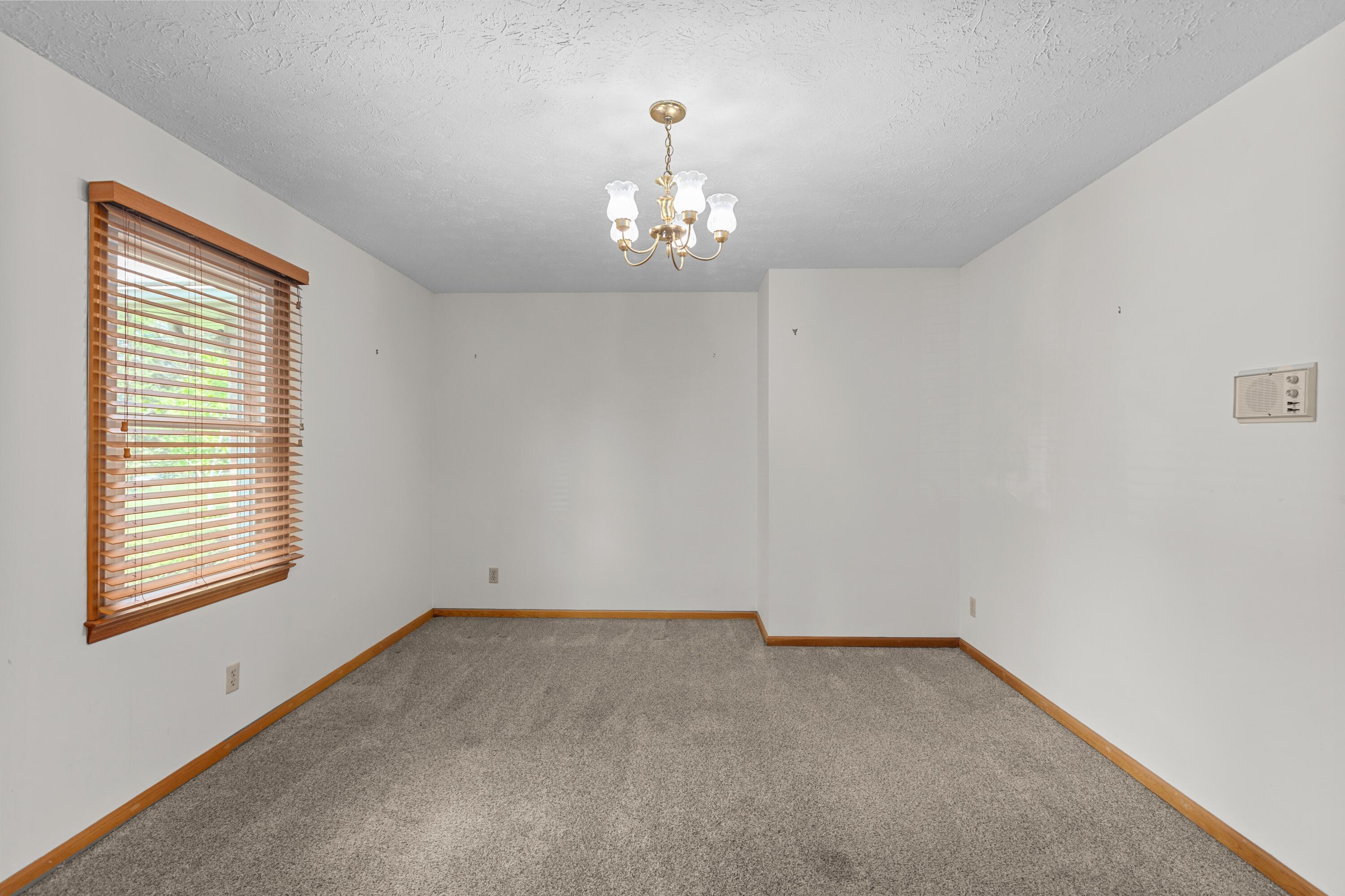 6888 Midway Road Property Photo 18