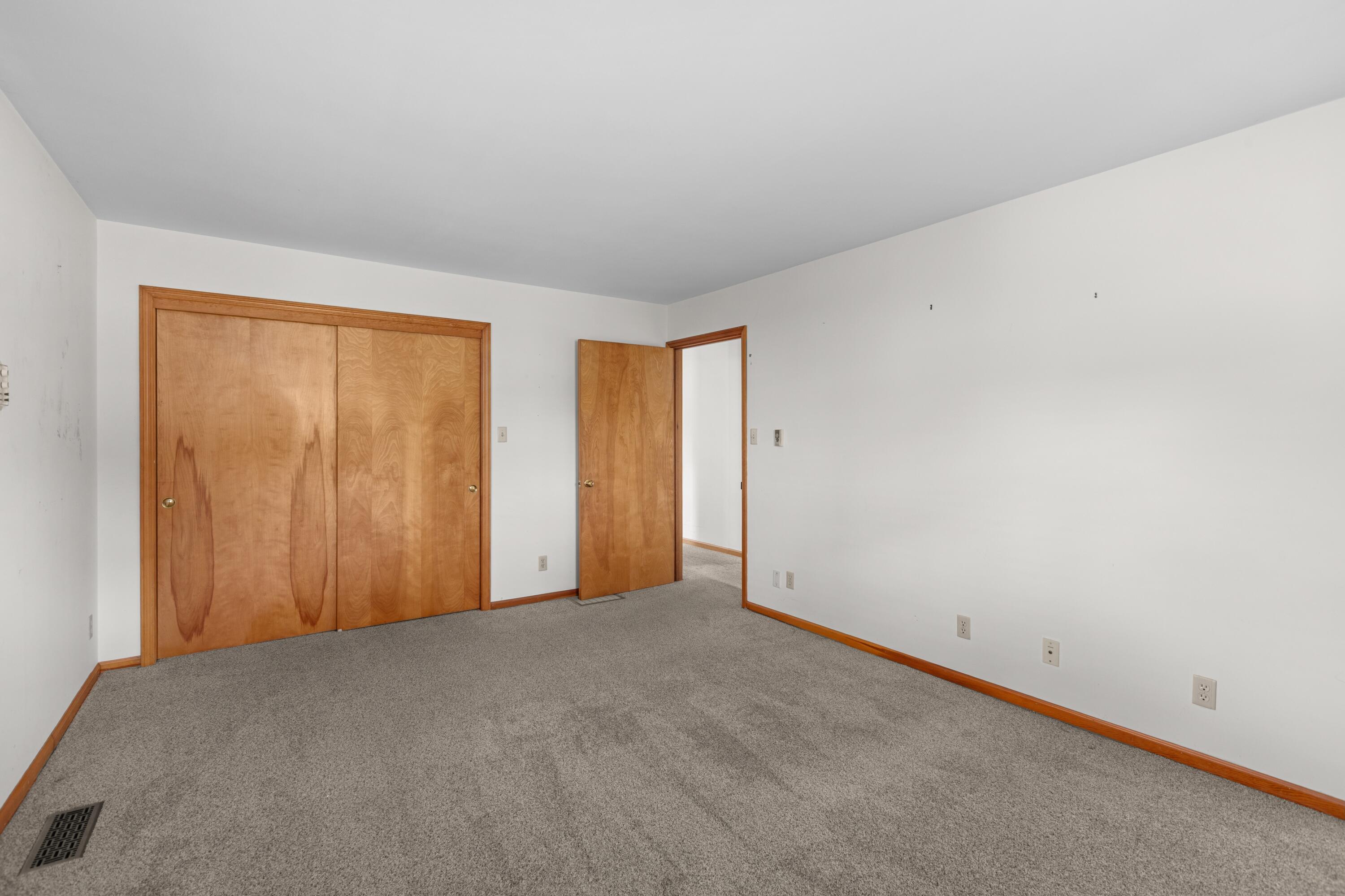 6888 Midway Road Property Photo 21