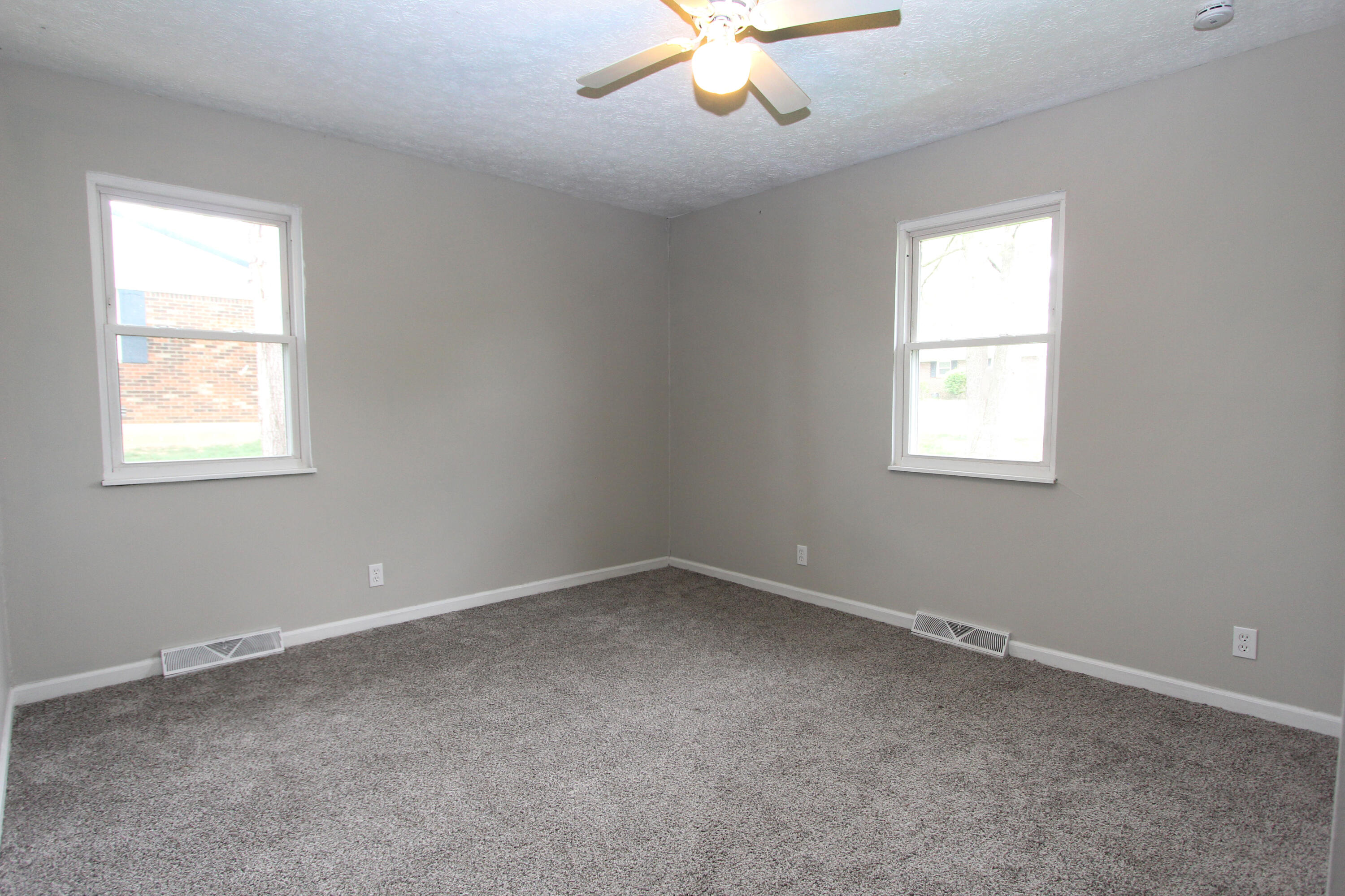 406 Sunset Drive Property Photo 18