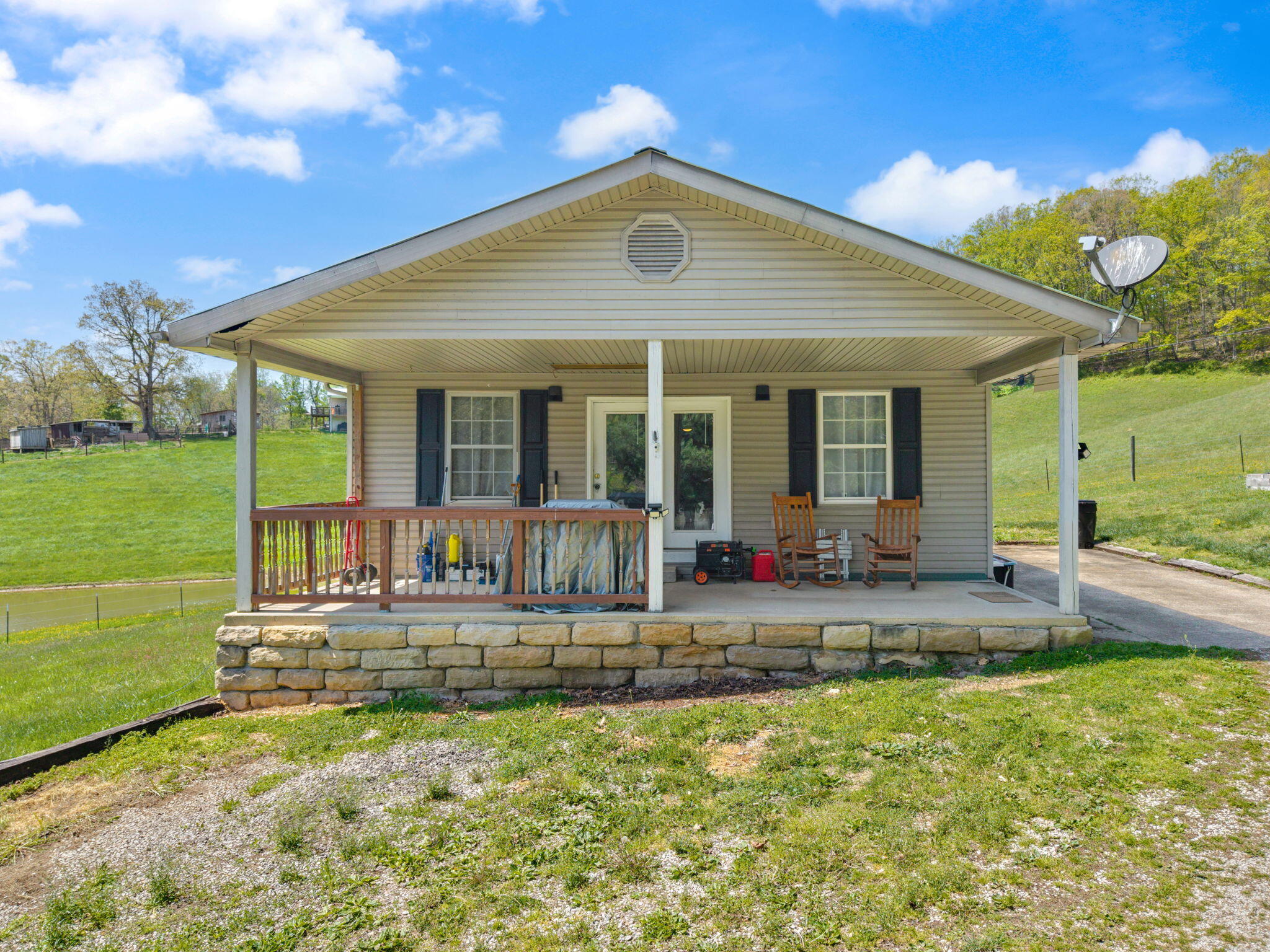 234 Grab Nickell Hill Property Photo 2