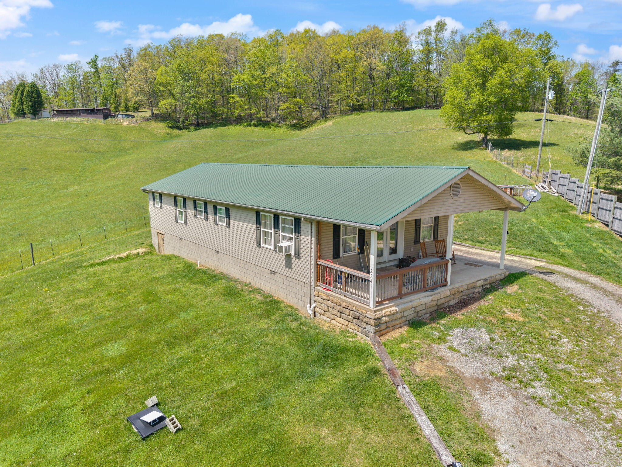 234 Grab Nickell Hill Property Photo 3