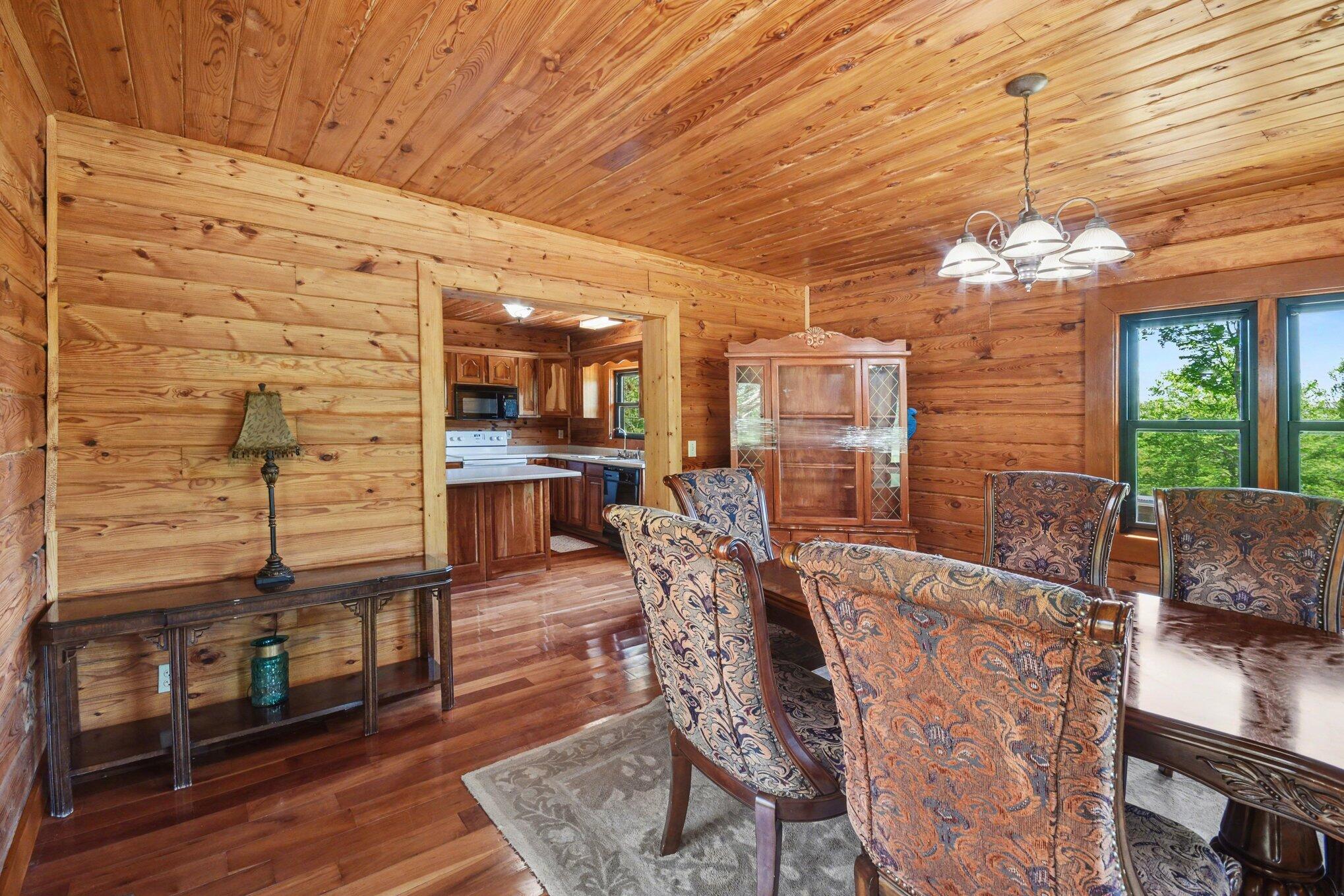 70 Twin Creek Loop Property Photo 8