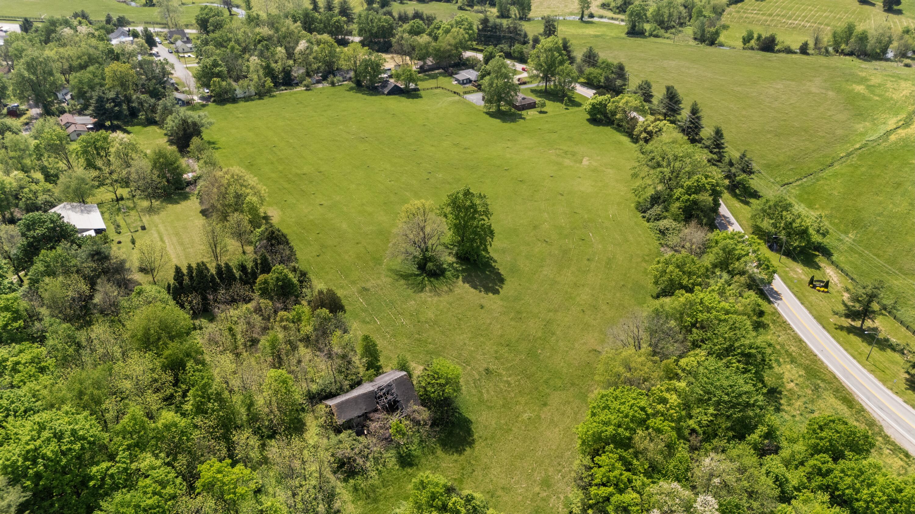 6888-a Midway Road Property Photo 6