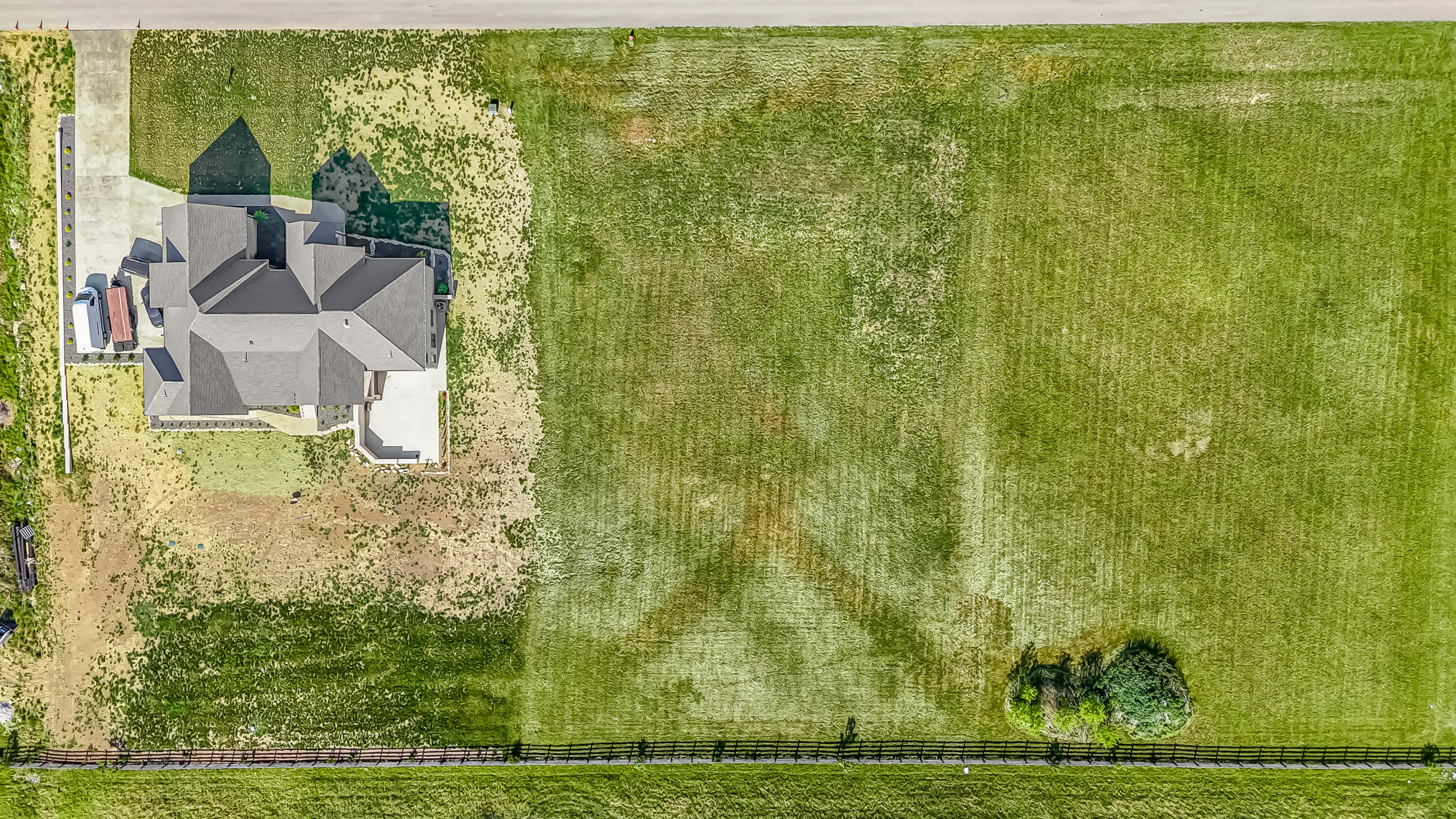 222 Ridgefield Drive Property Photo 12