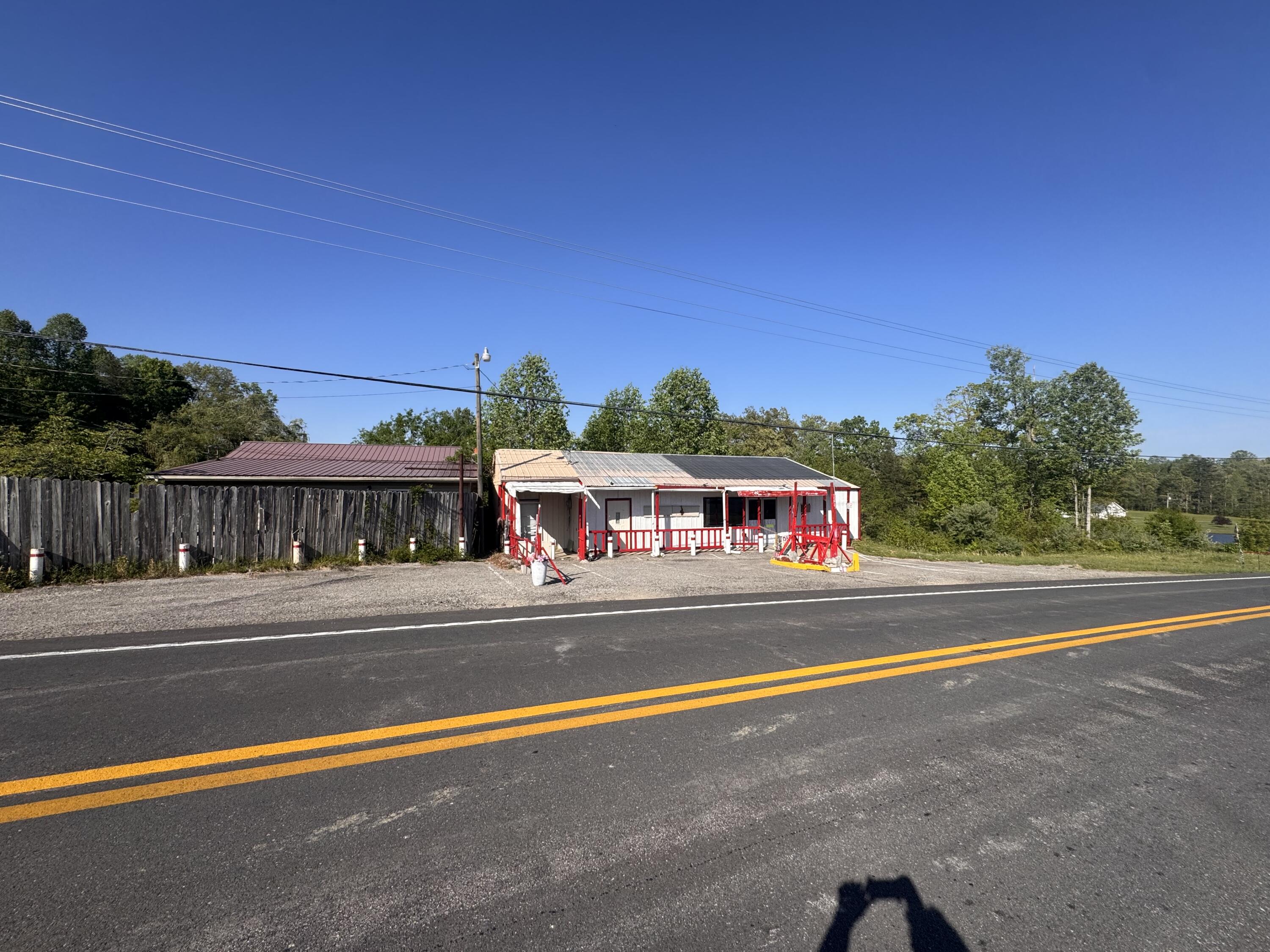 1948 Bee Creek Road Property Photo 1