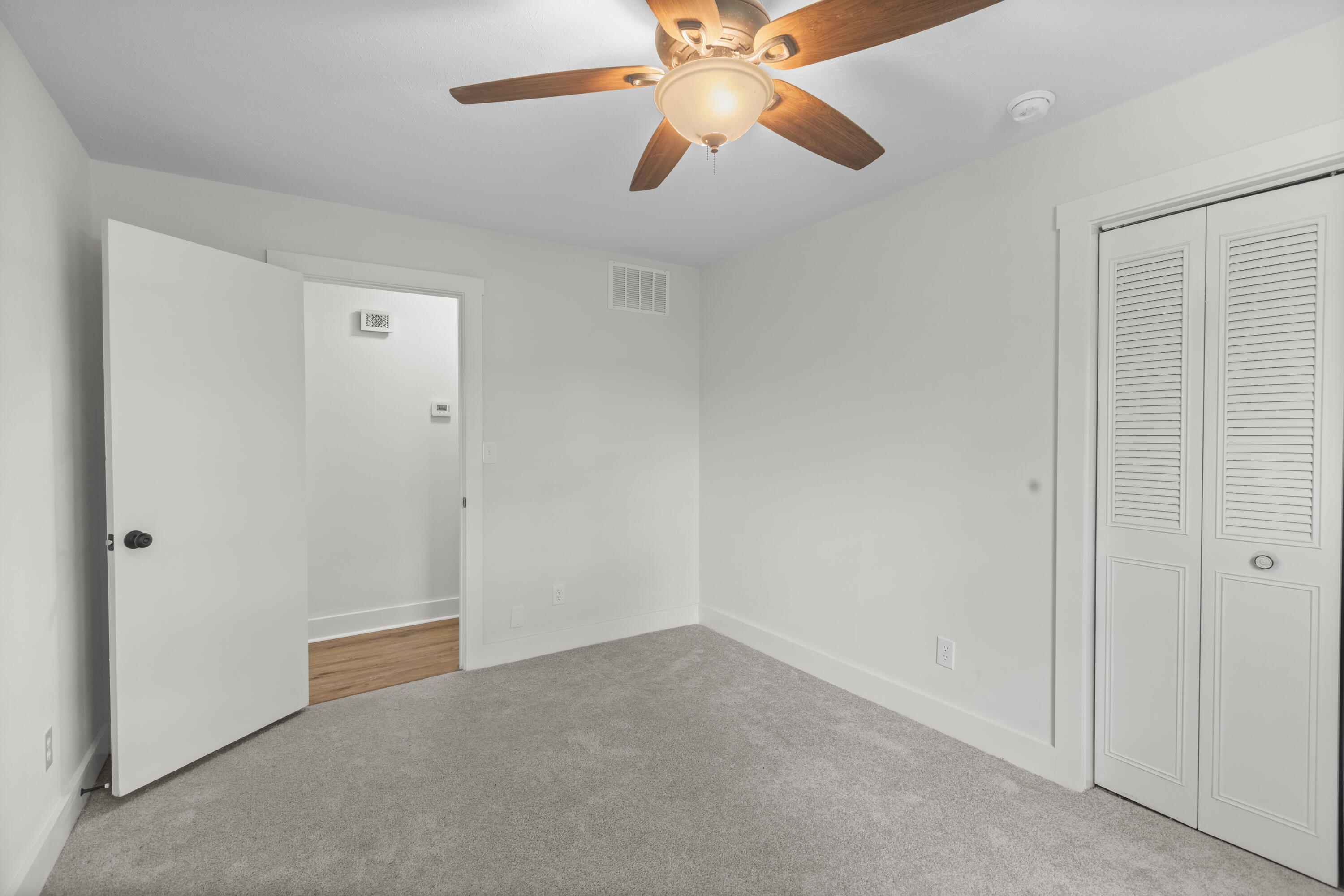 16 Meadowbrook Drive Property Photo 16