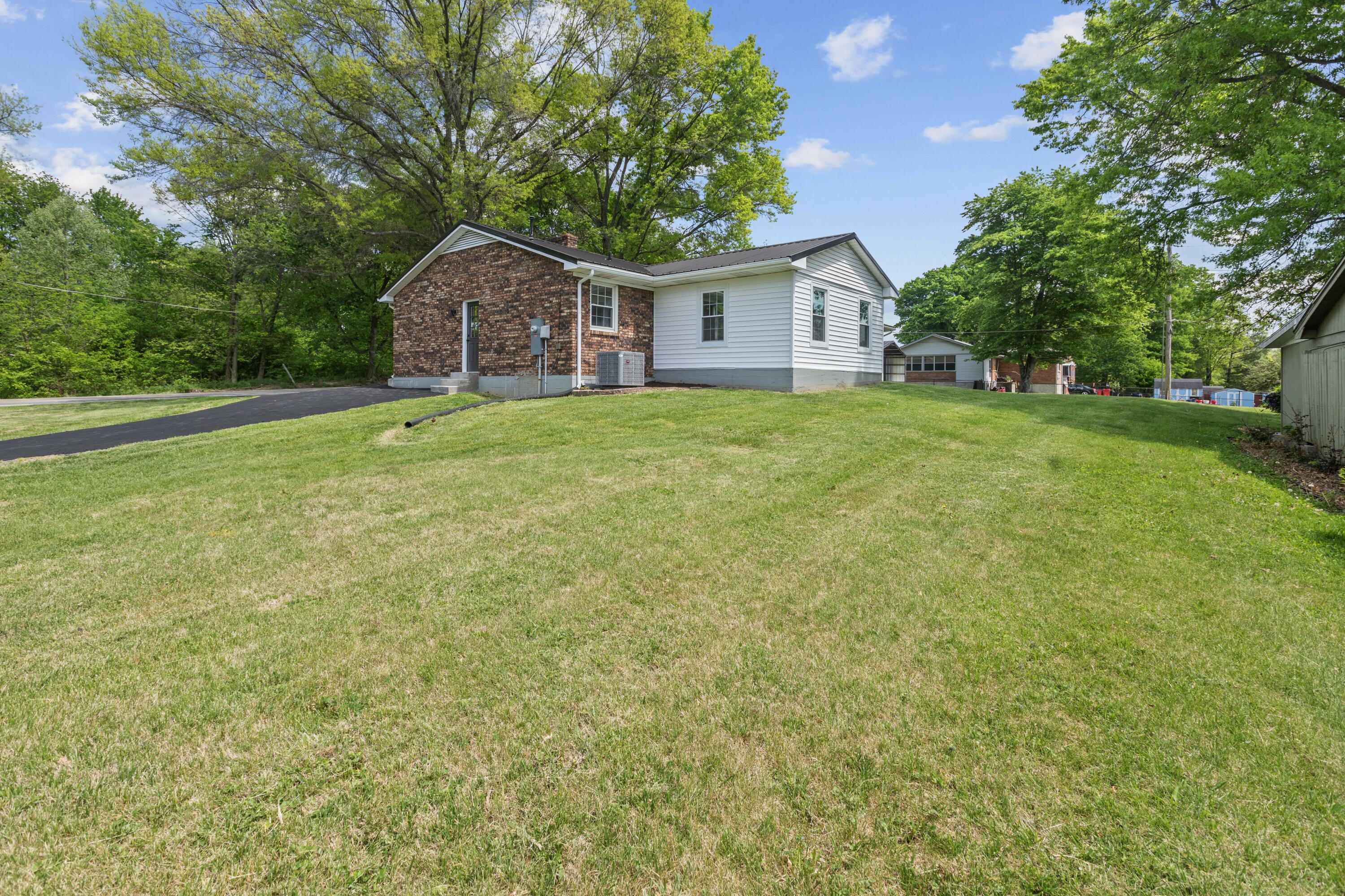 16 Meadowbrook Drive Property Photo 26