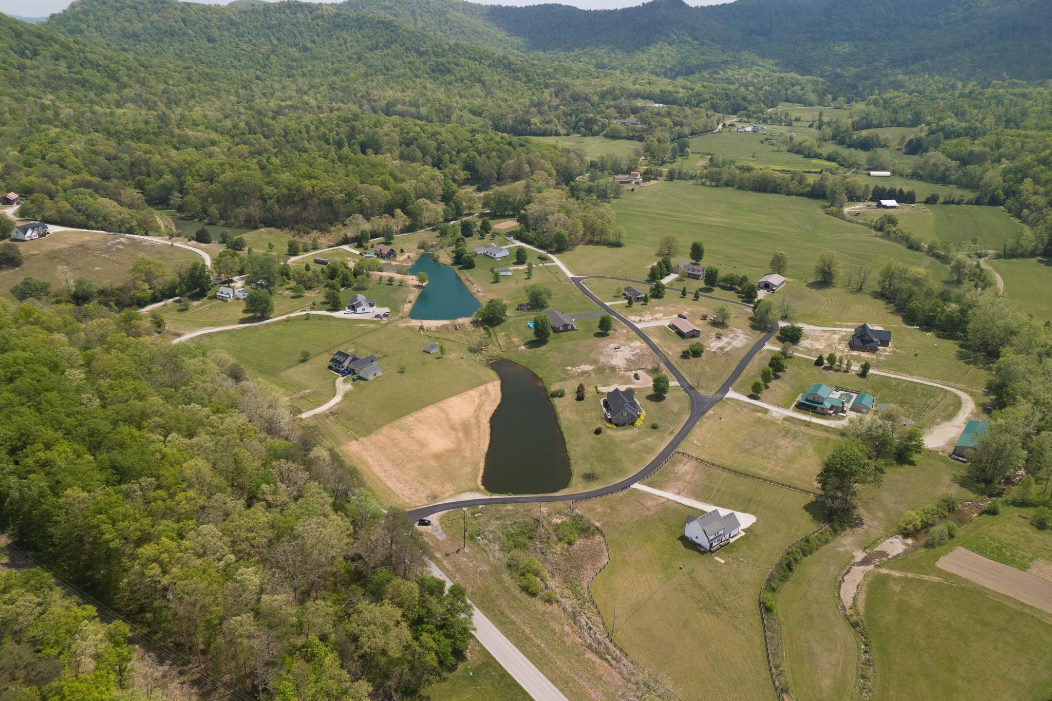 111111 Spout Springs Road Property Photo 17