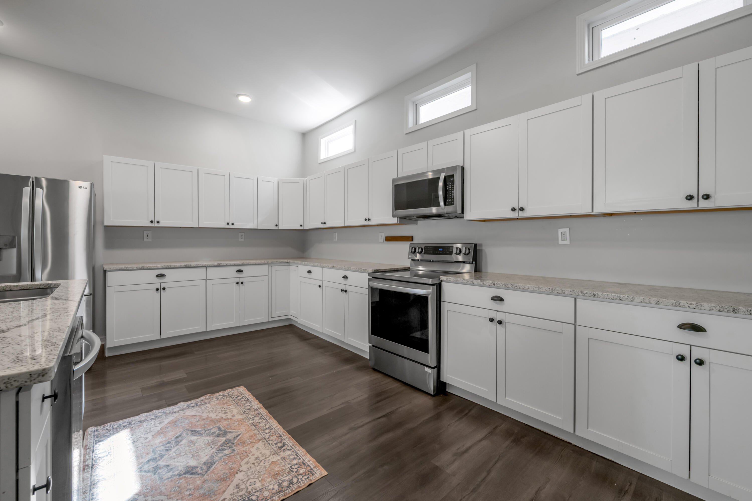 349 E Third Street Property Photo 8