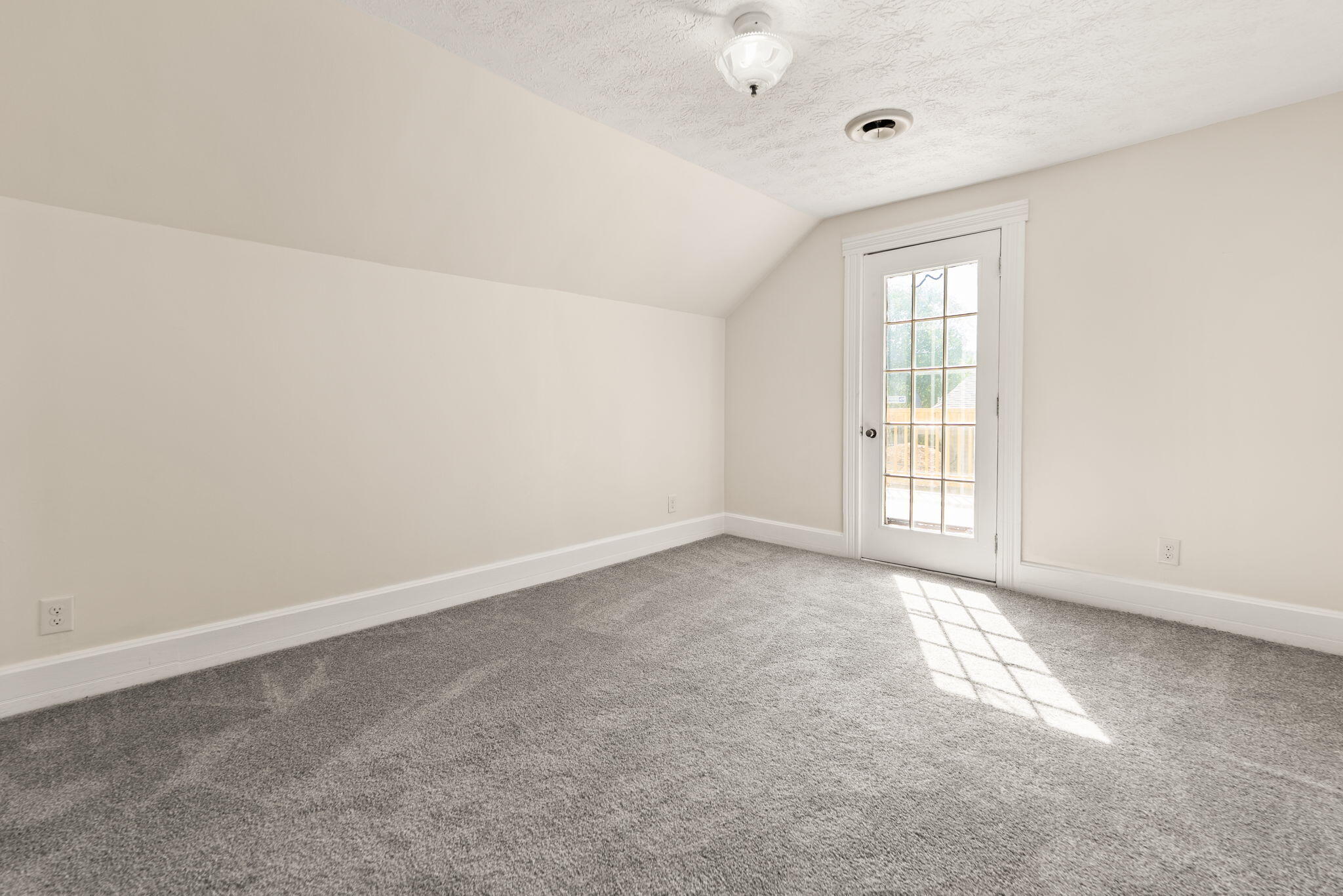 518 W Lakeshore Drive Property Photo 83