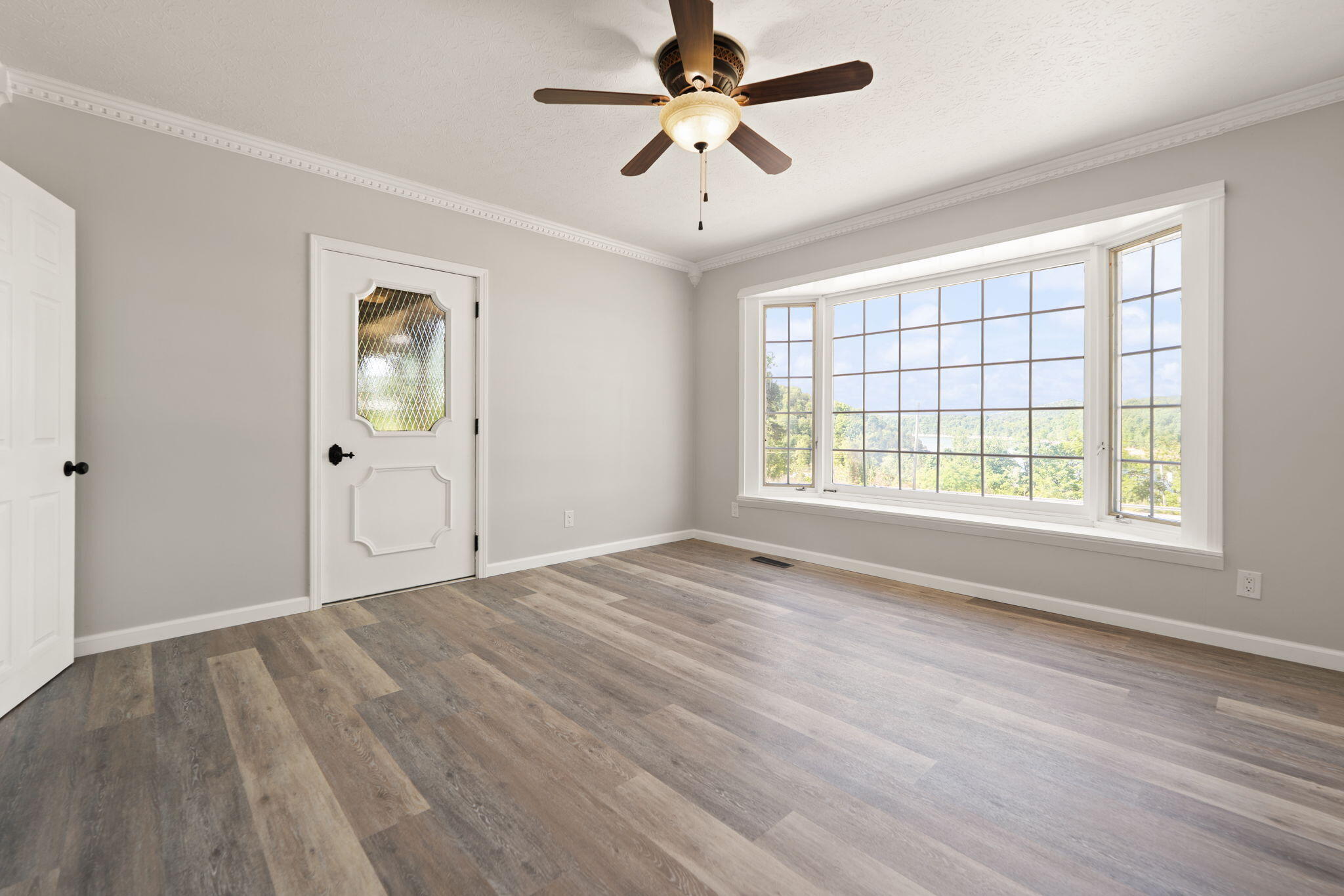518 W Lakeshore Drive Property Photo 115